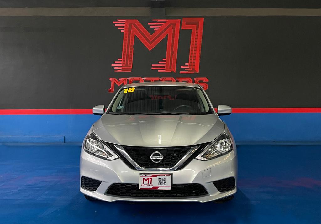  Nissan Sentra Sense T/A Plata – M1 Motors