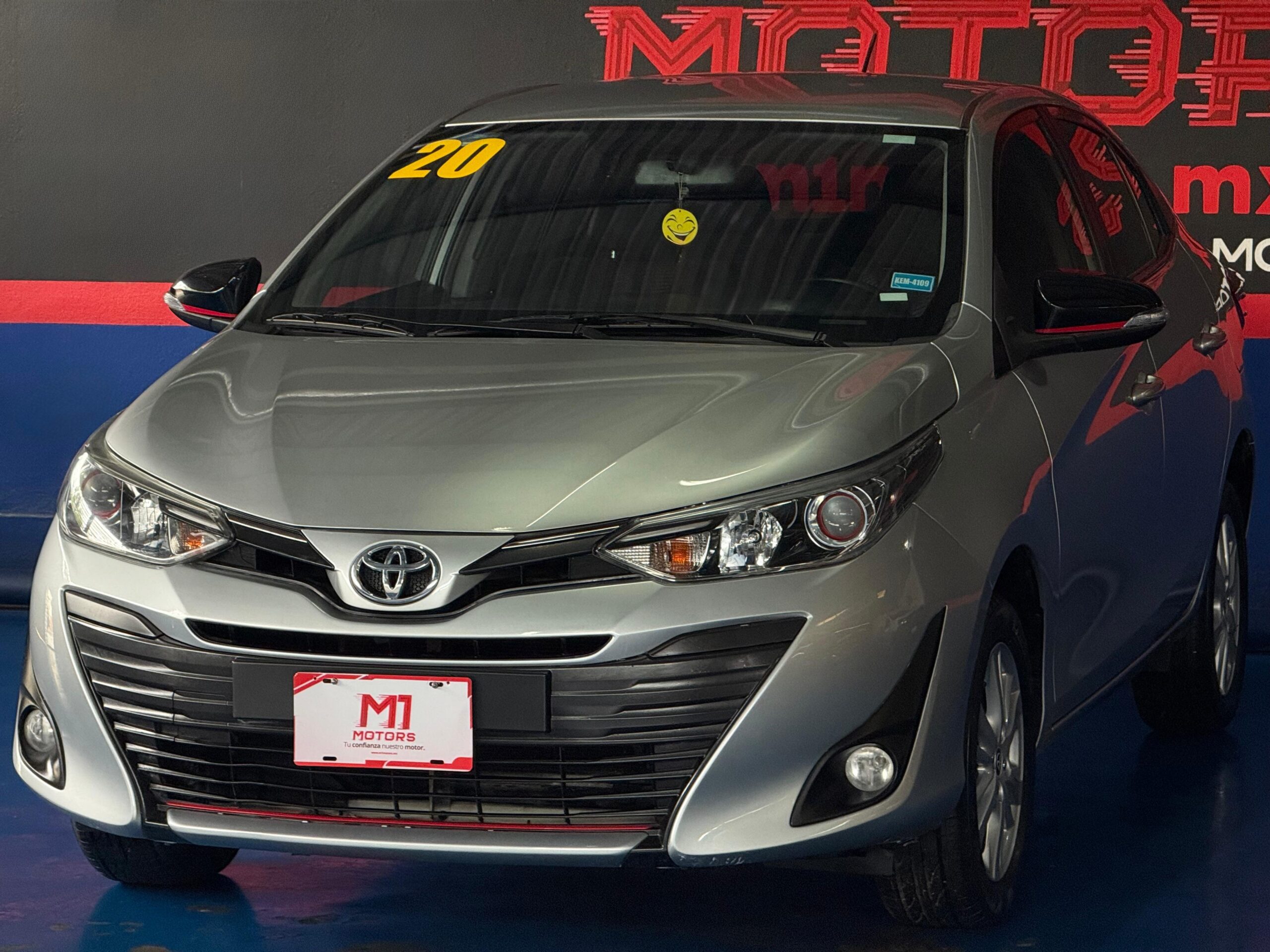 TOYOTA YARIS S 2020
