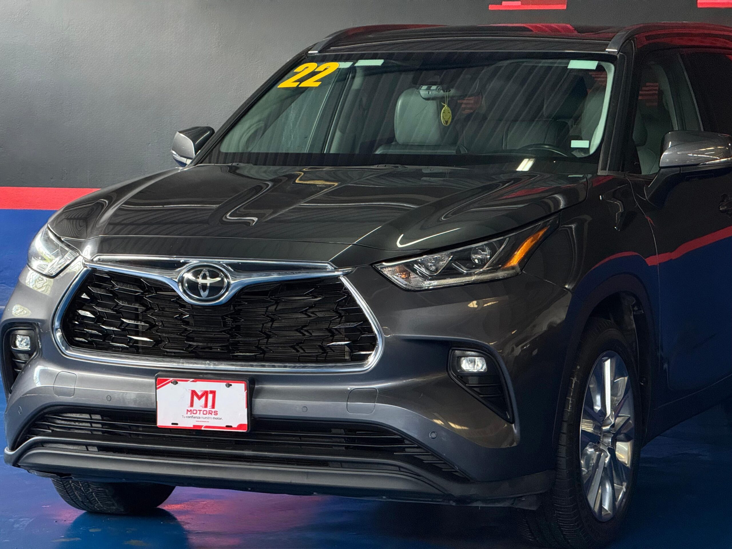 TOYOTA HIGHLANDER LIMITED 2022