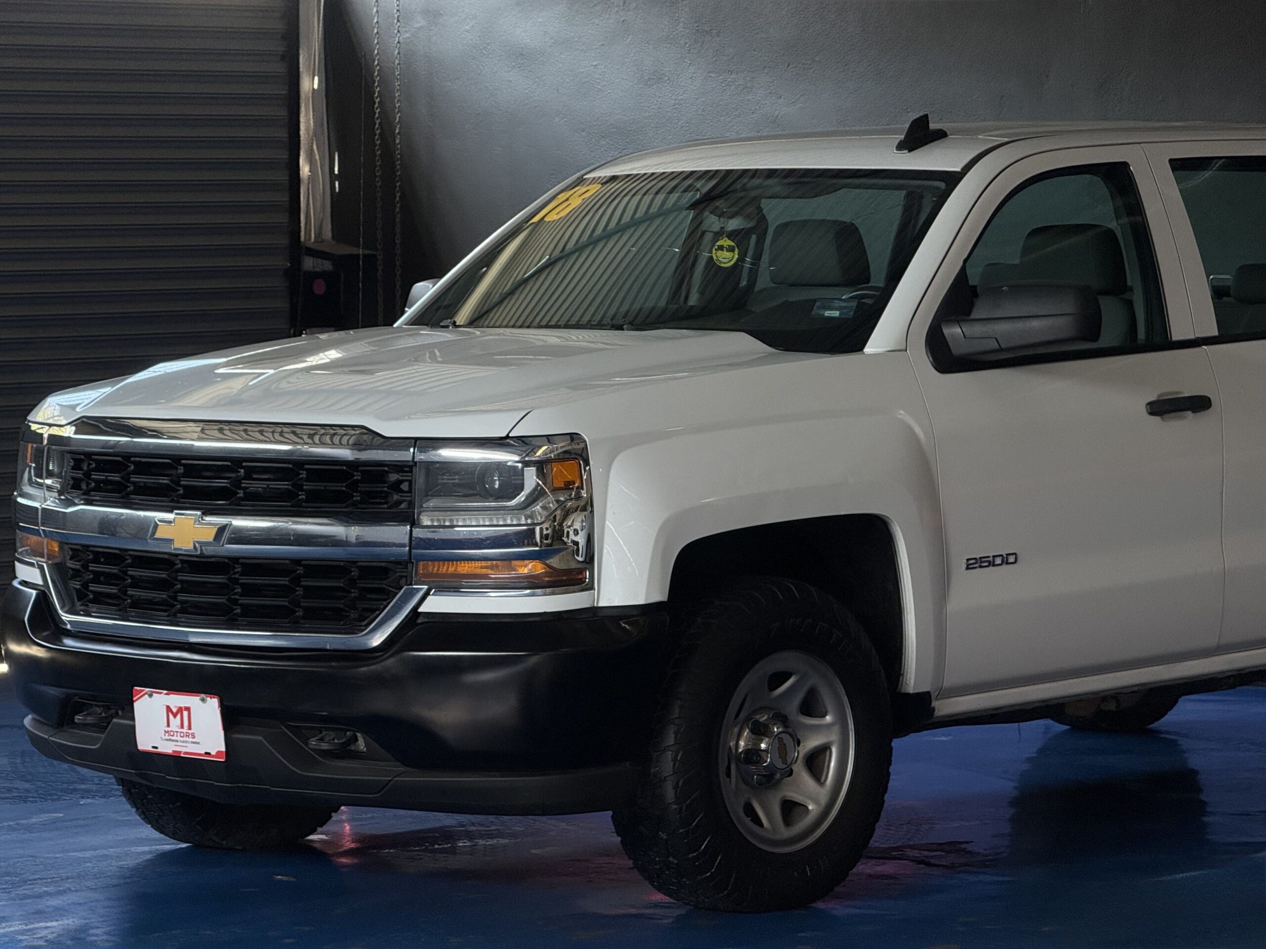 CHEVROLET SILVERADO 2500 DOB CABINA LS 4X4 2018
