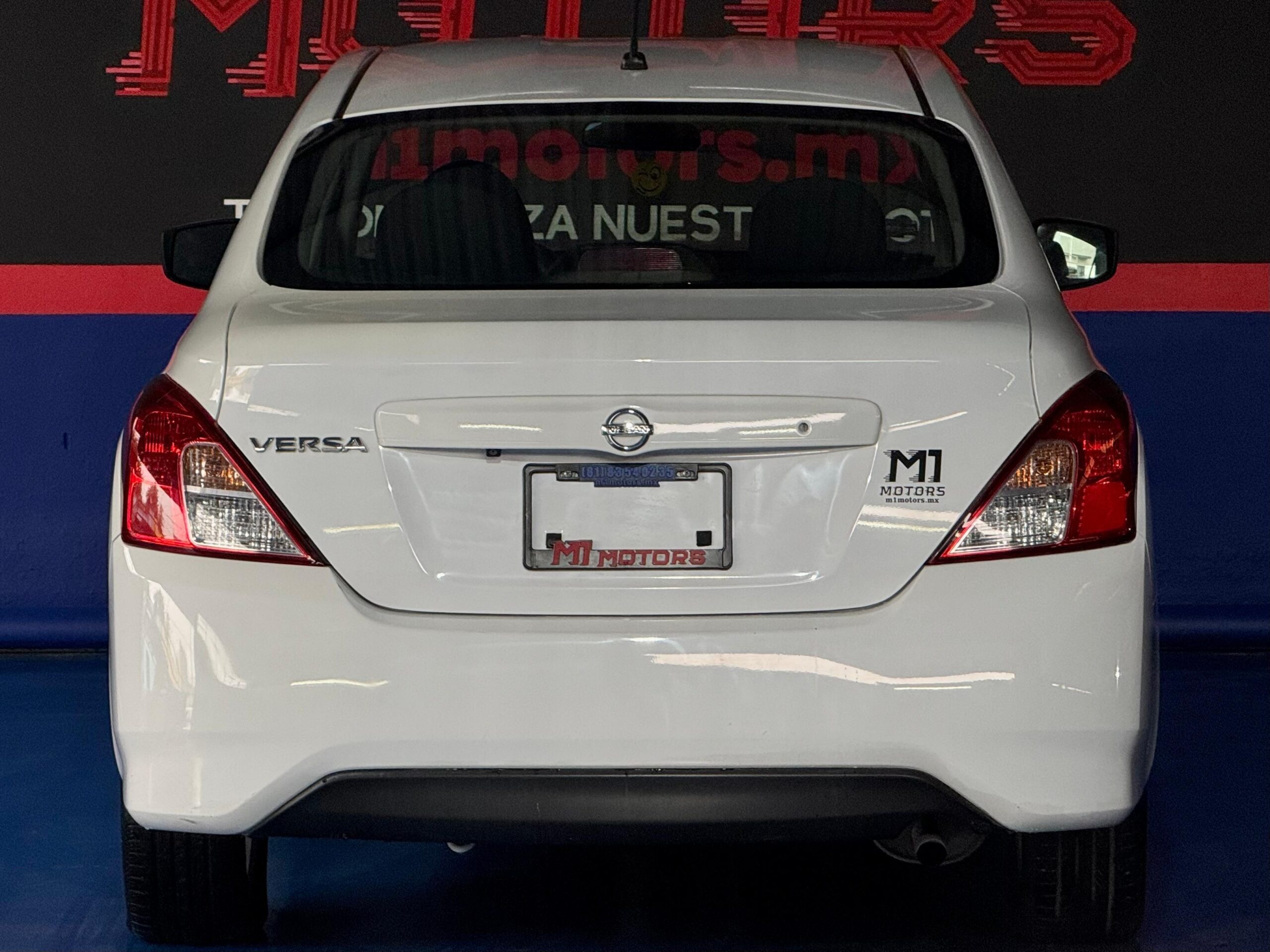 NISSAN VERSA ADVANCE 2018