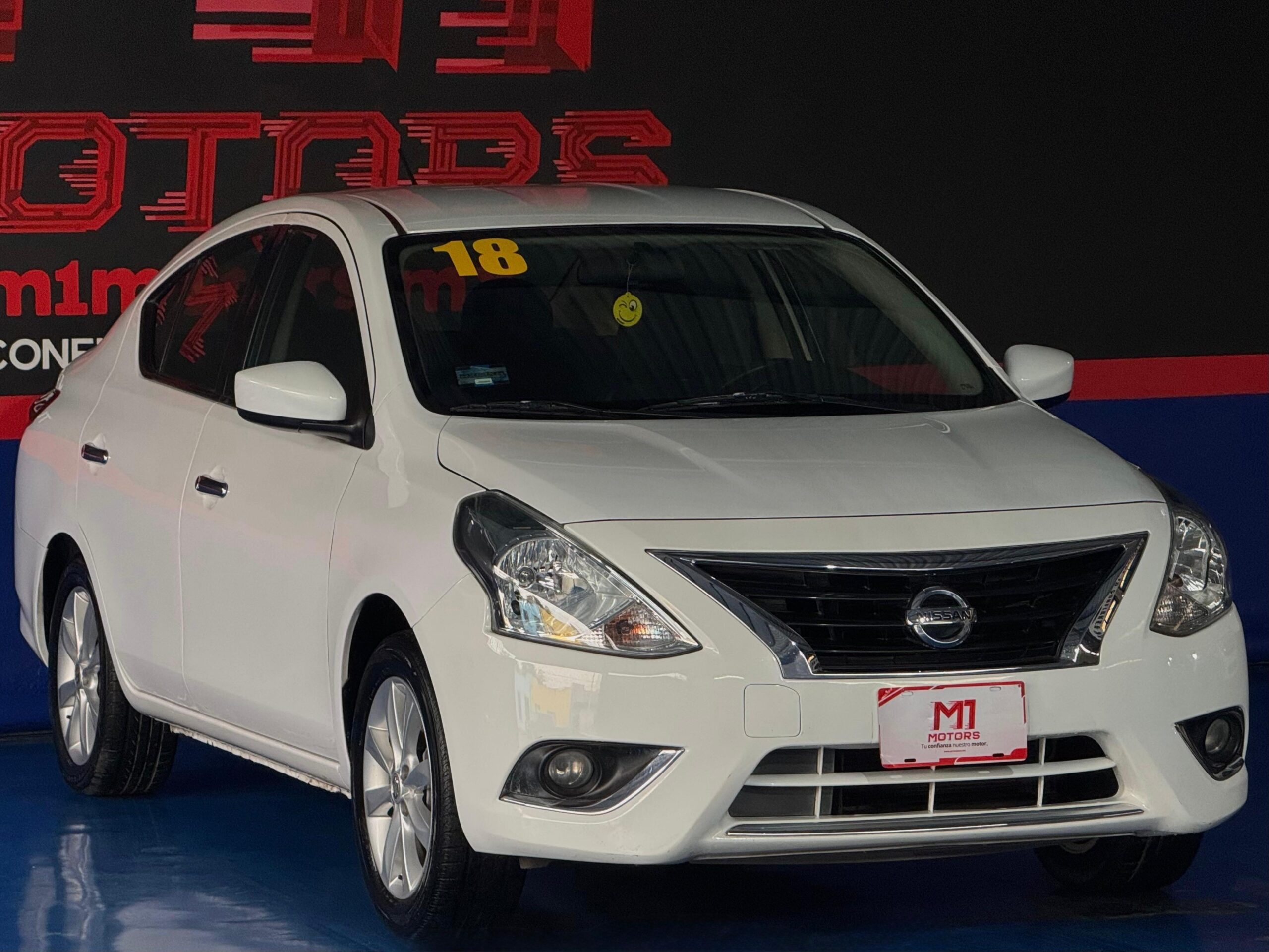 NISSAN VERSA ADVANCE 2018