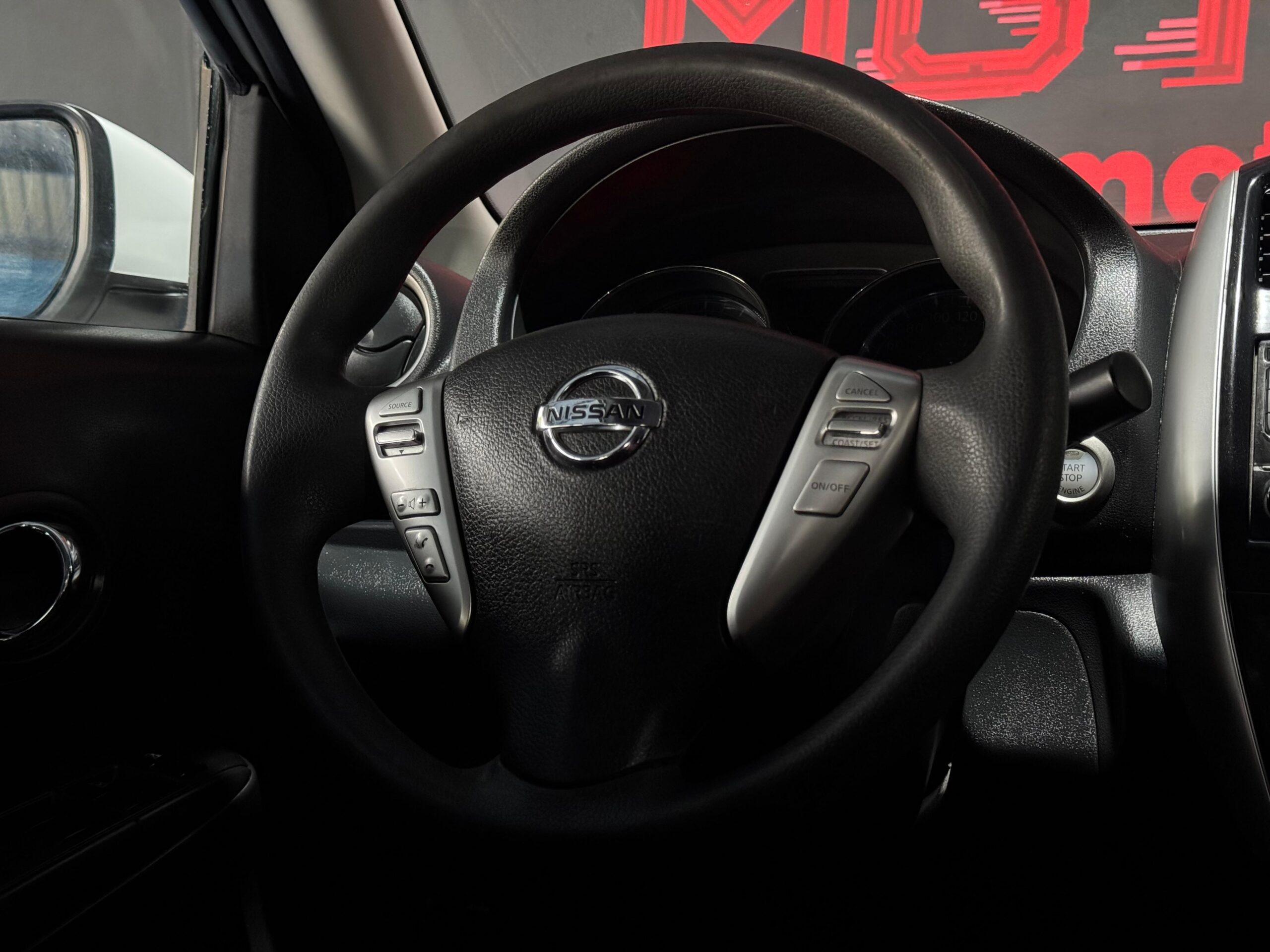 NISSAN VERSA ADVANCE 2018