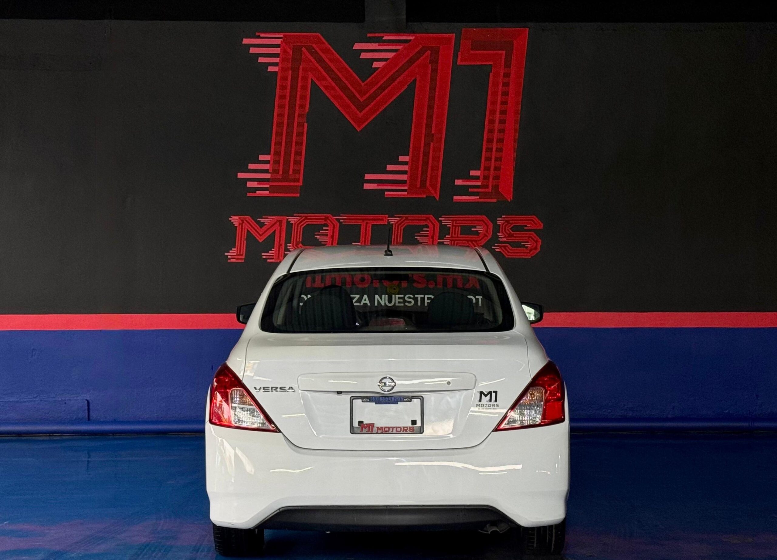 NISSAN VERSA ADVANCE 2018