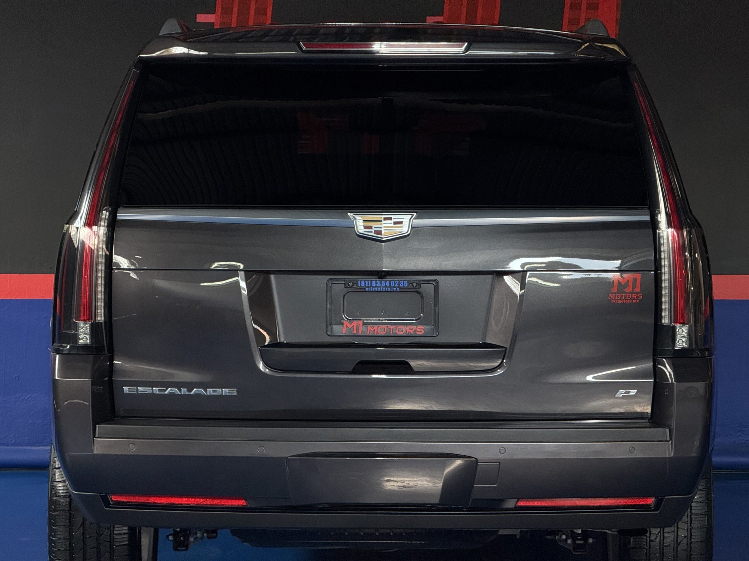 CADILLAC ESCALADE PLATINUM 2015