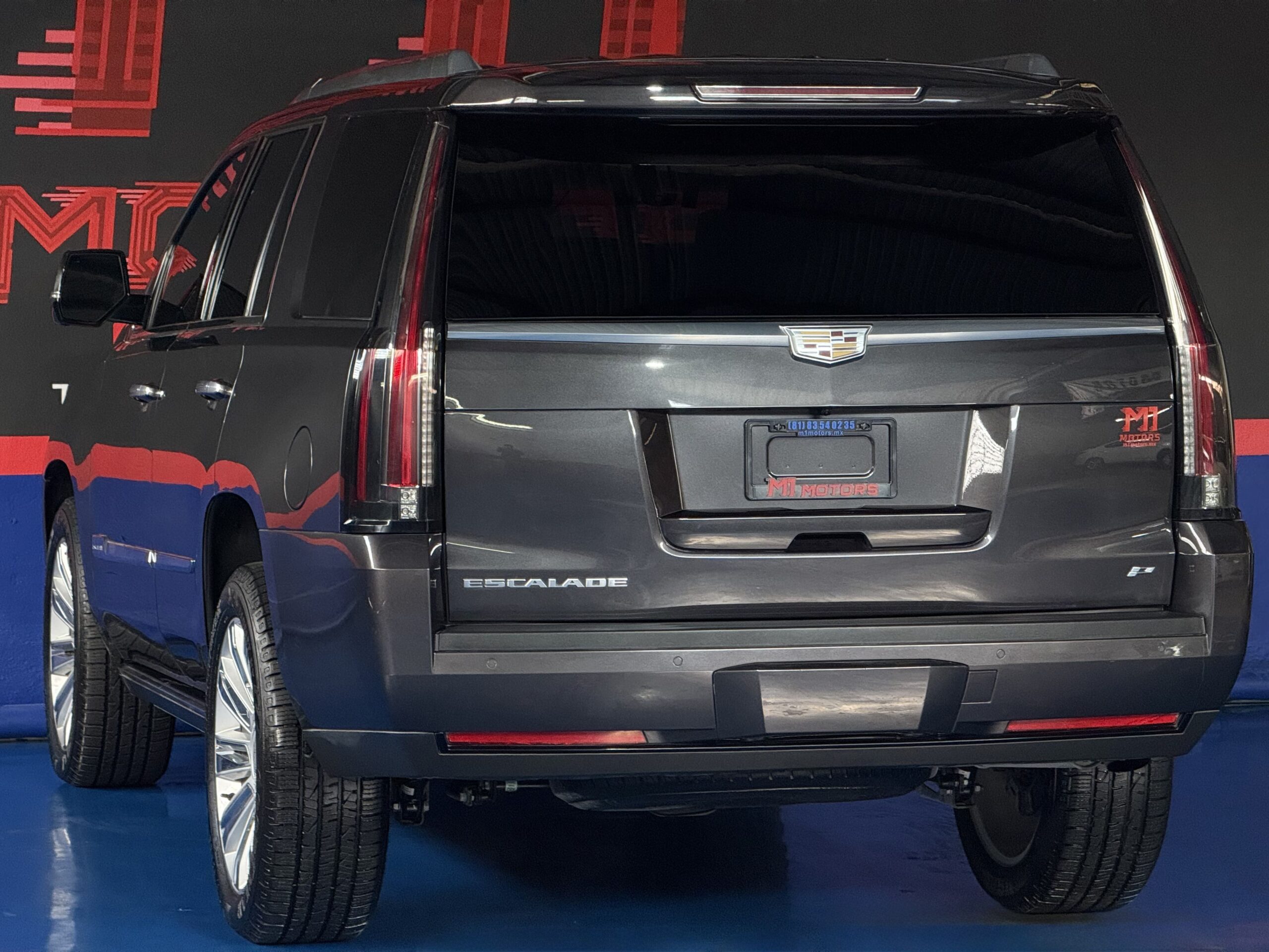 CADILLAC ESCALADE PLATINUM 2015