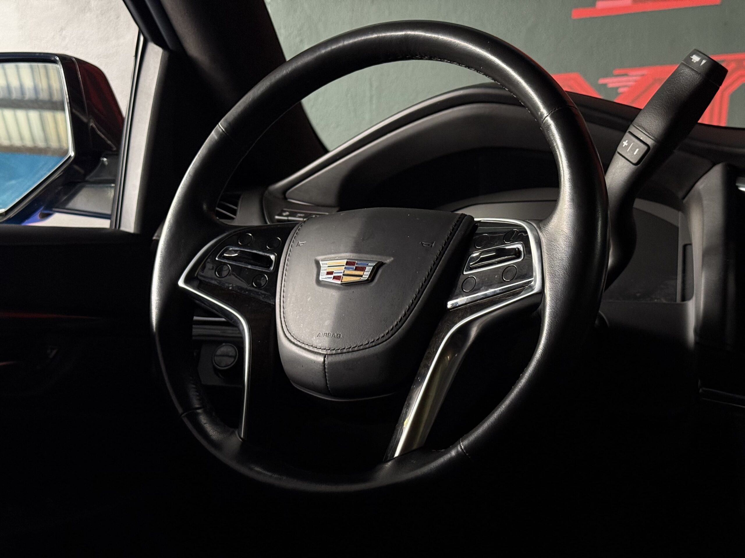 CADILLAC ESCALADE PLATINUM 2015