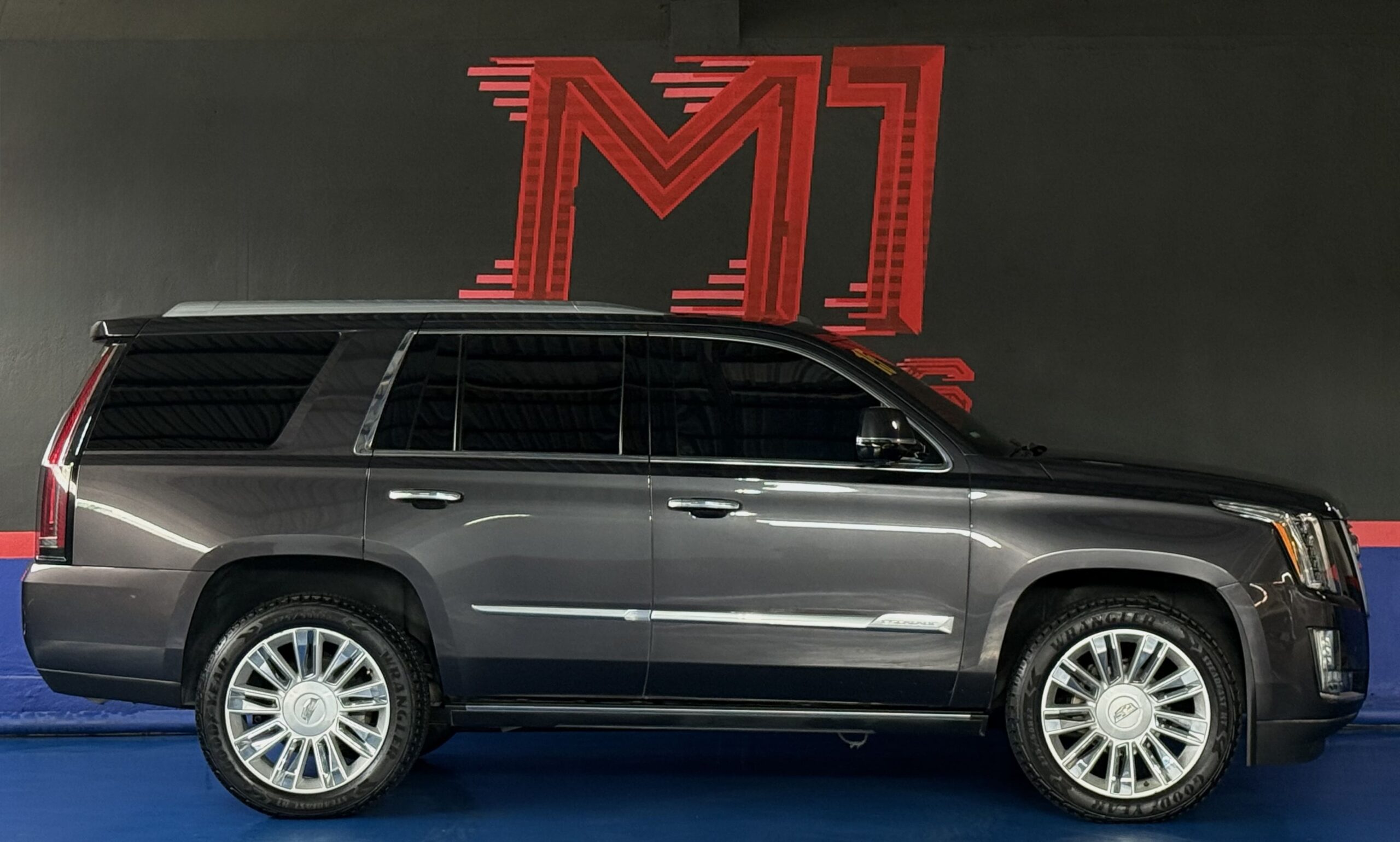 CADILLAC ESCALADE PLATINUM 2015