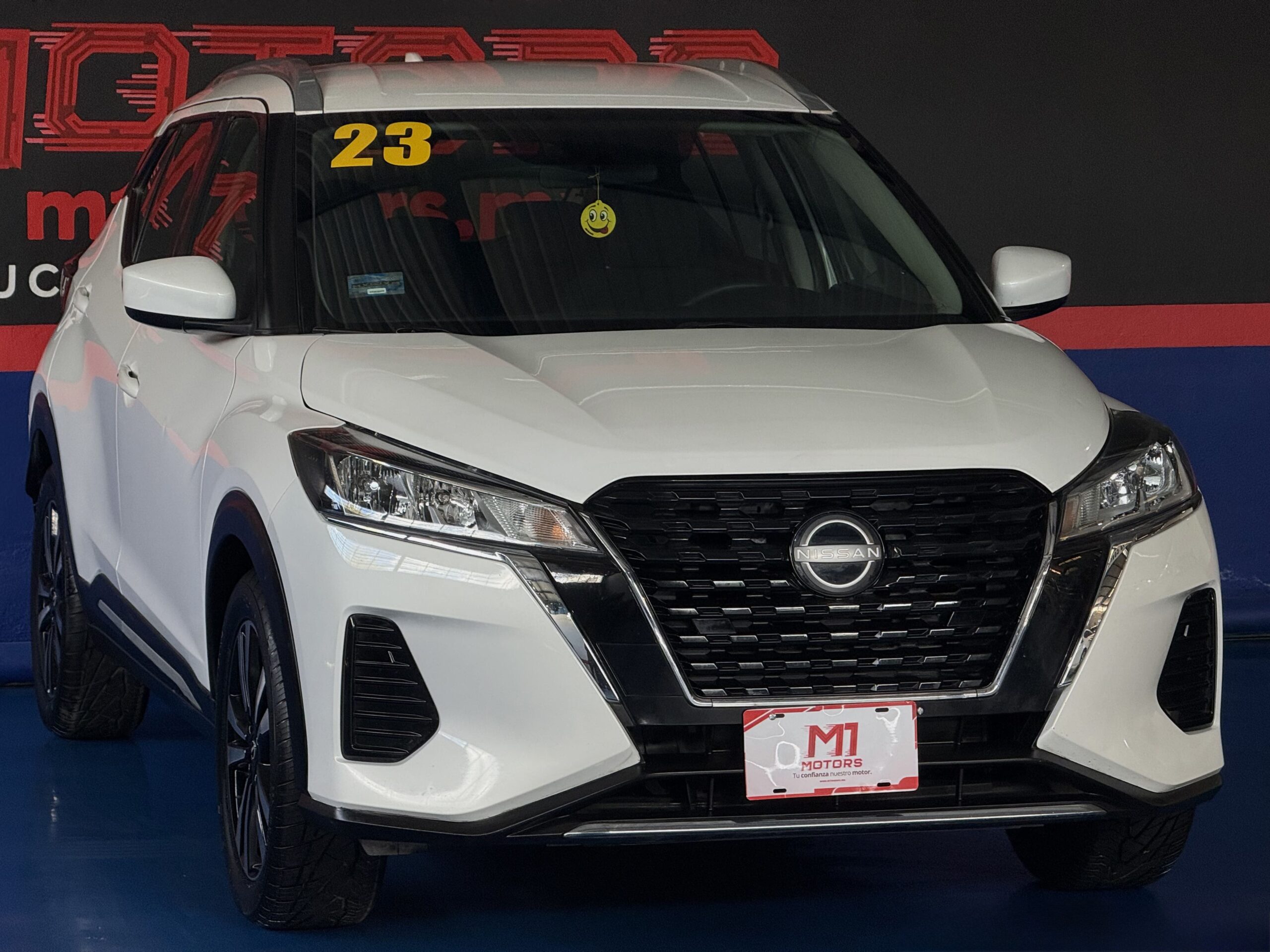 NISSAN KICKS ADVANCE 2023