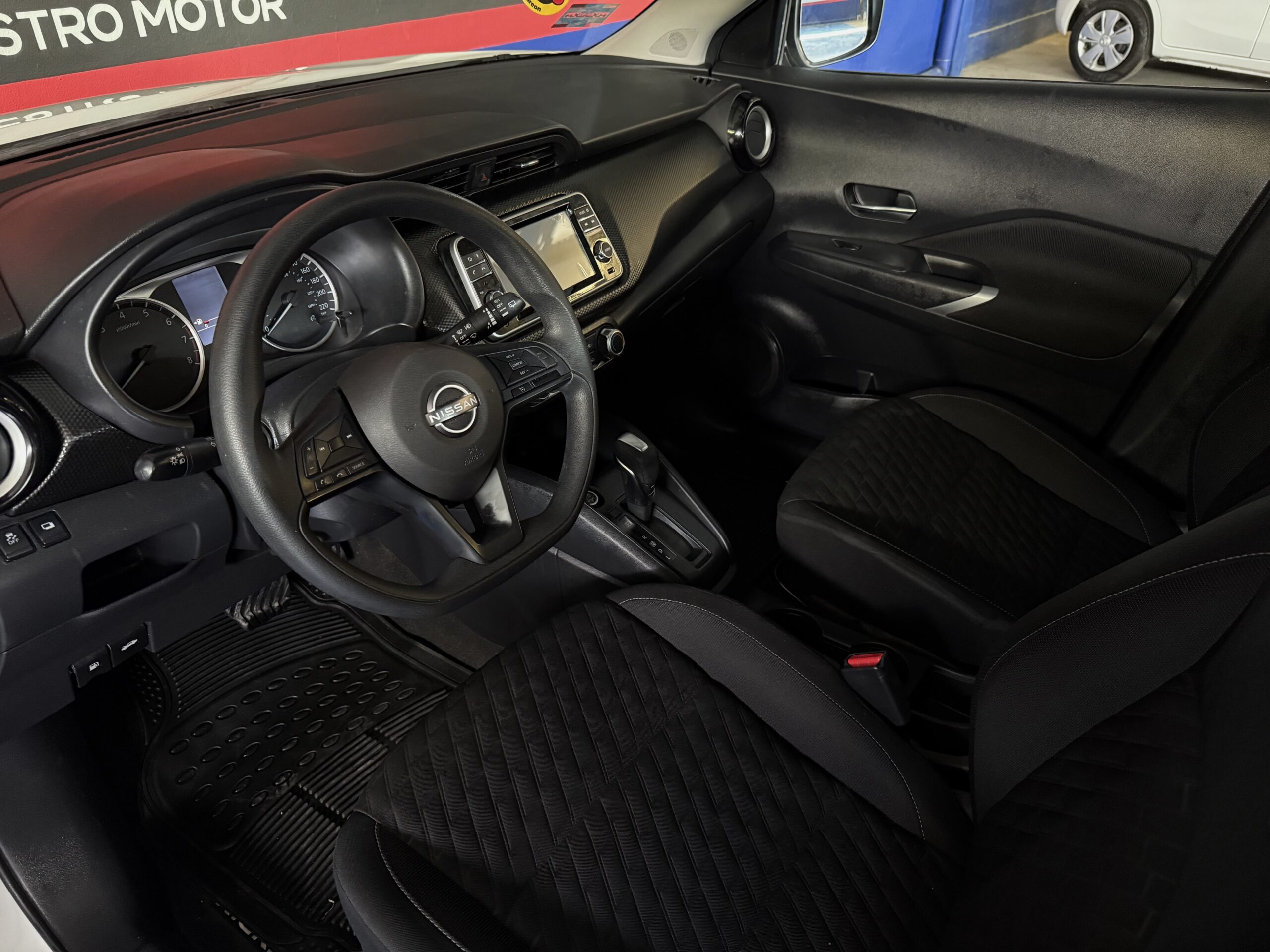 NISSAN KICKS ADVANCE 2023