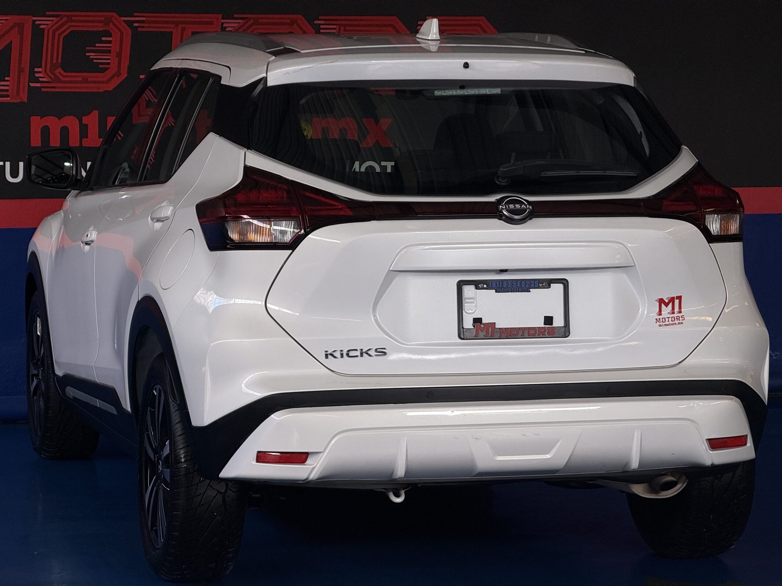 NISSAN KICKS ADVANCE 2023