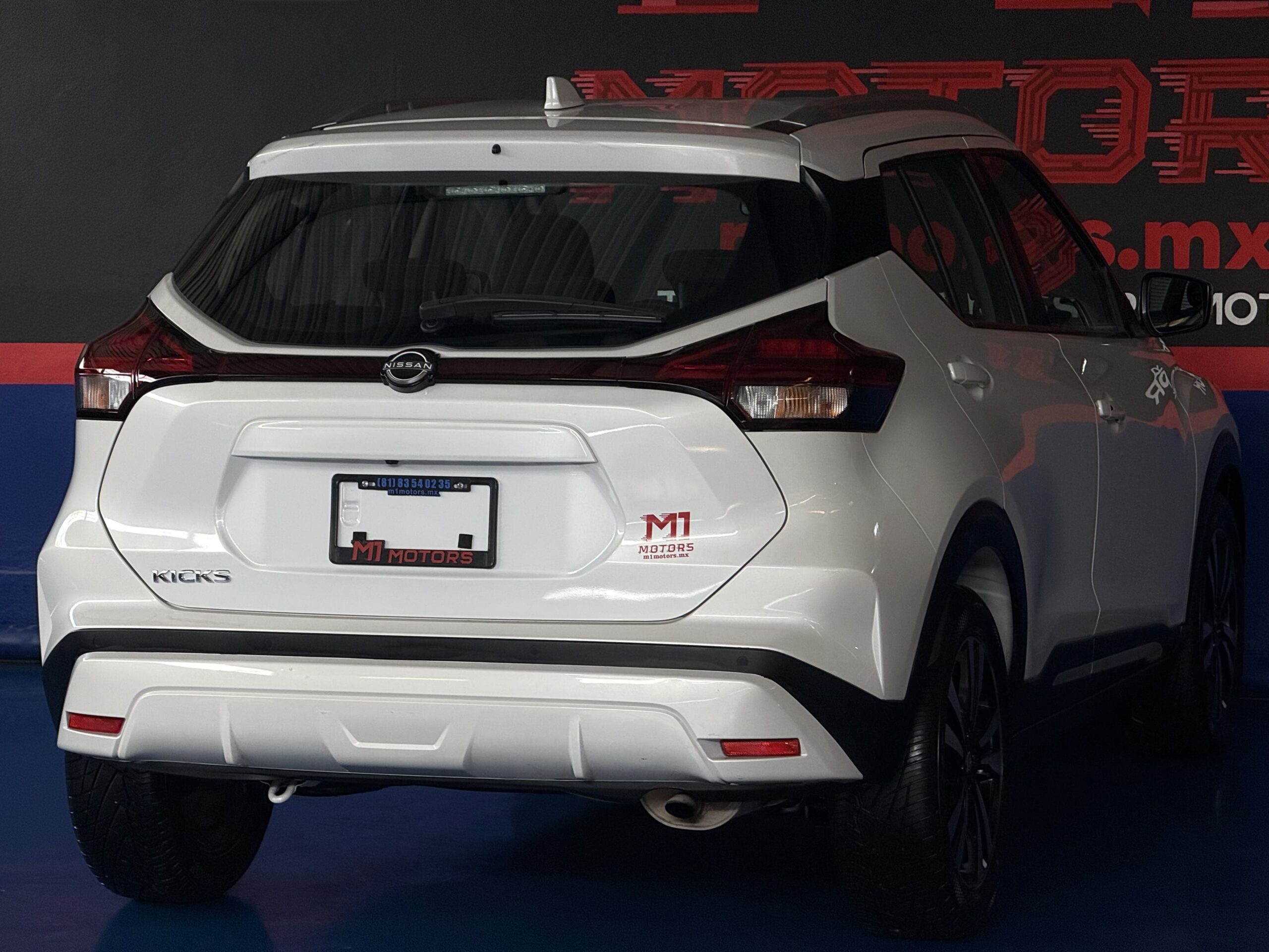 NISSAN KICKS ADVANCE 2023