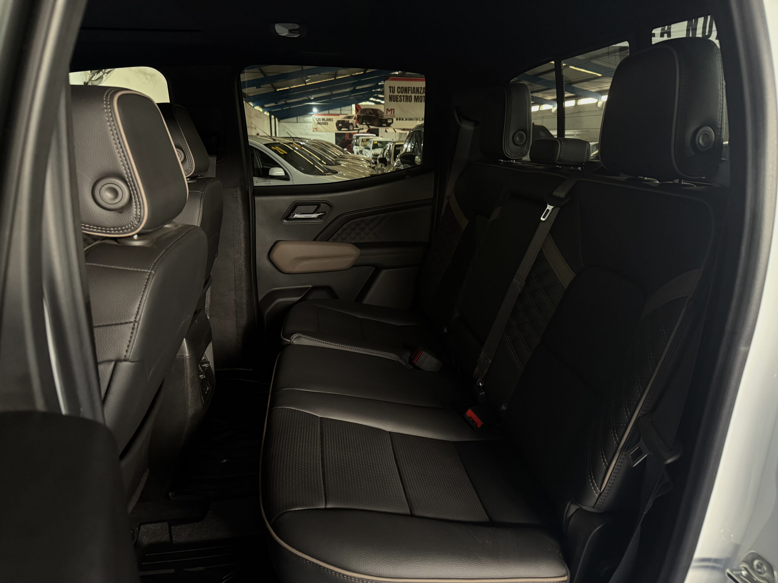 GMC CANYON DENALI 2025