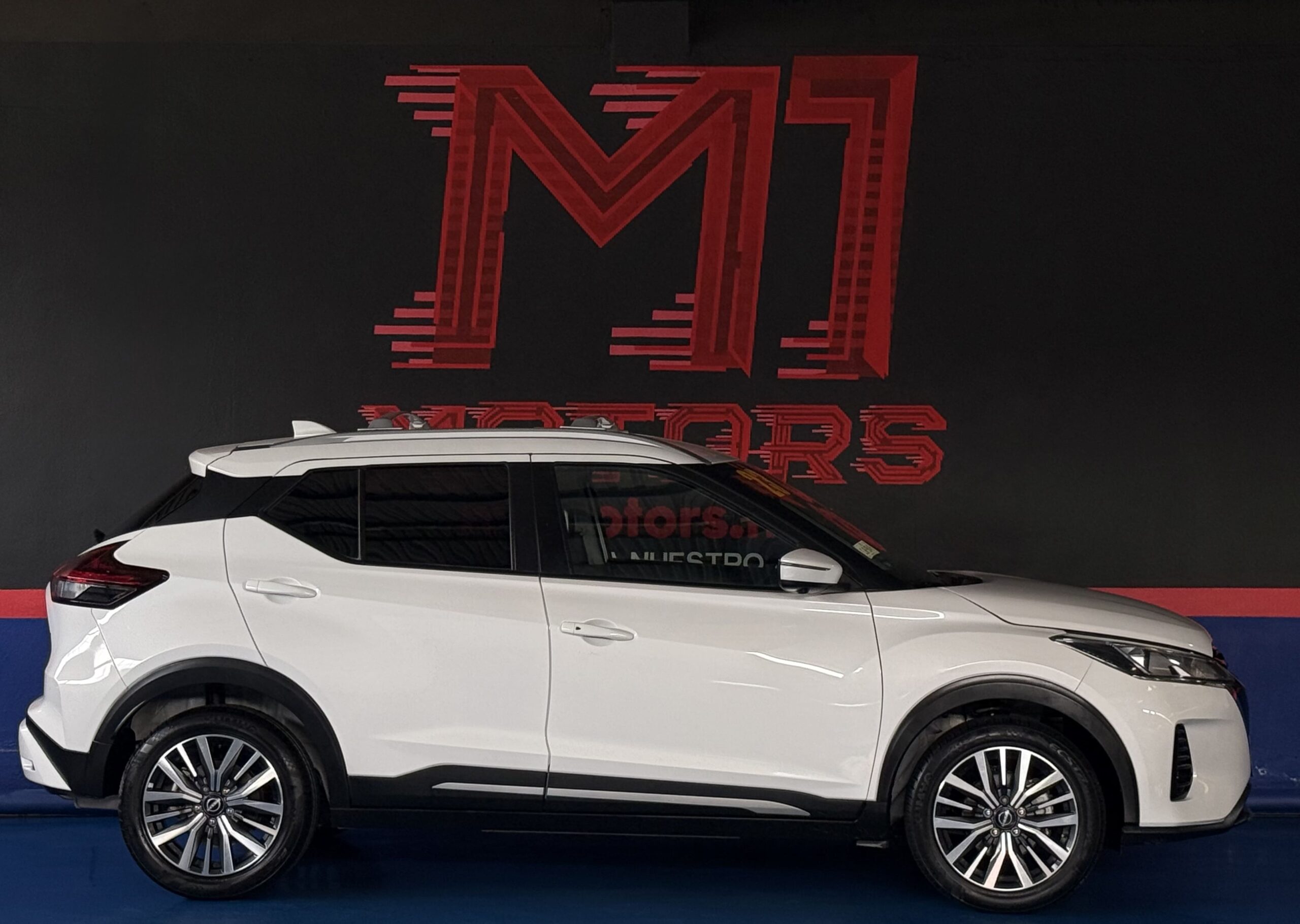 NISSAN KICKS EXCLUSIVE 2023