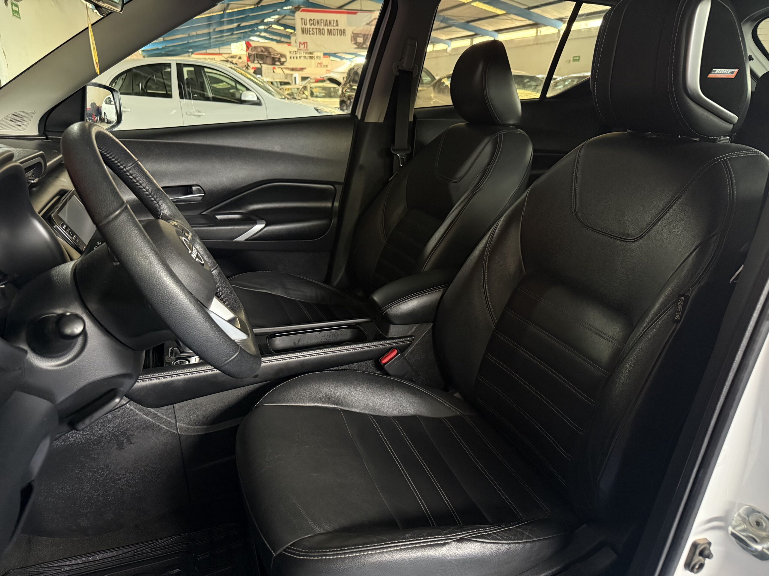 NISSAN KICKS EXCLUSIVE 2023