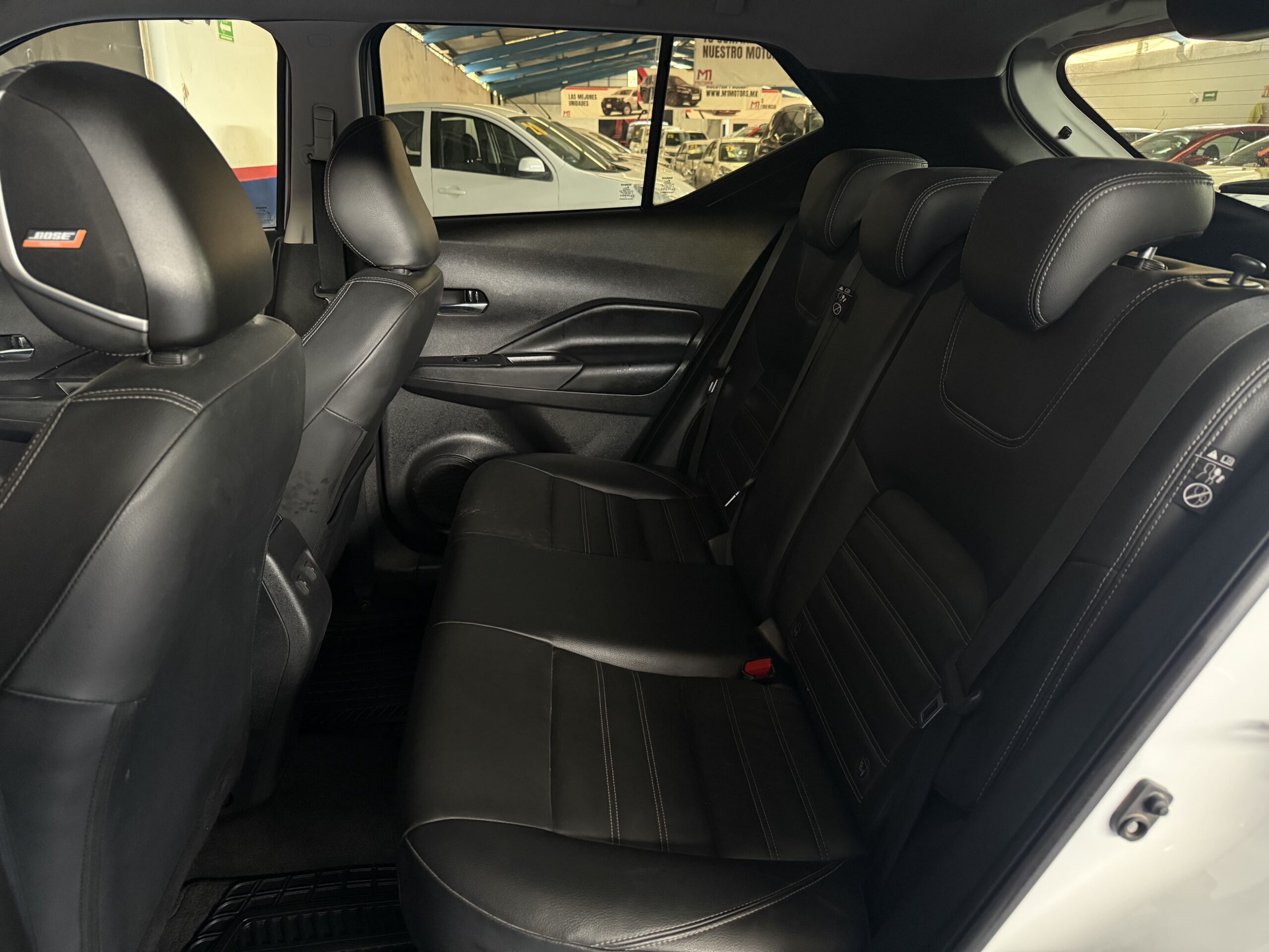 NISSAN KICKS EXCLUSIVE 2023