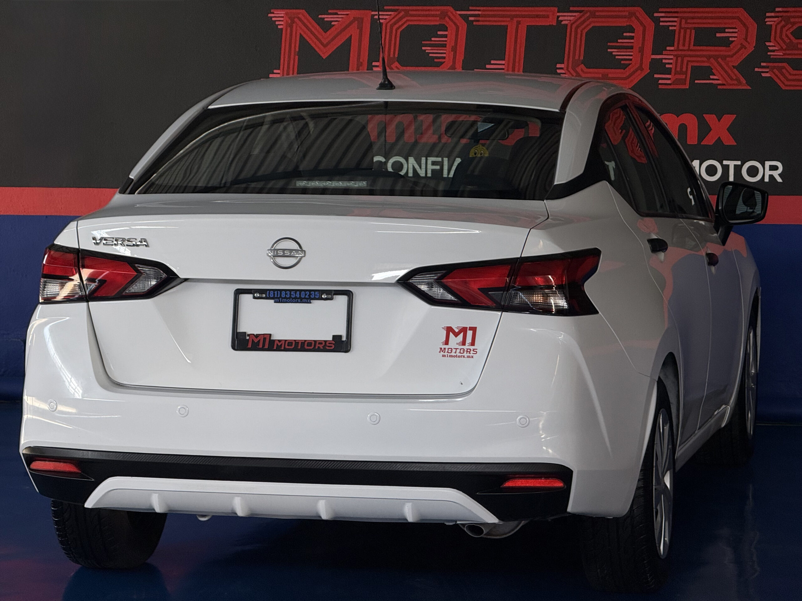 NISSAN VERSA SENSE CVT 2023