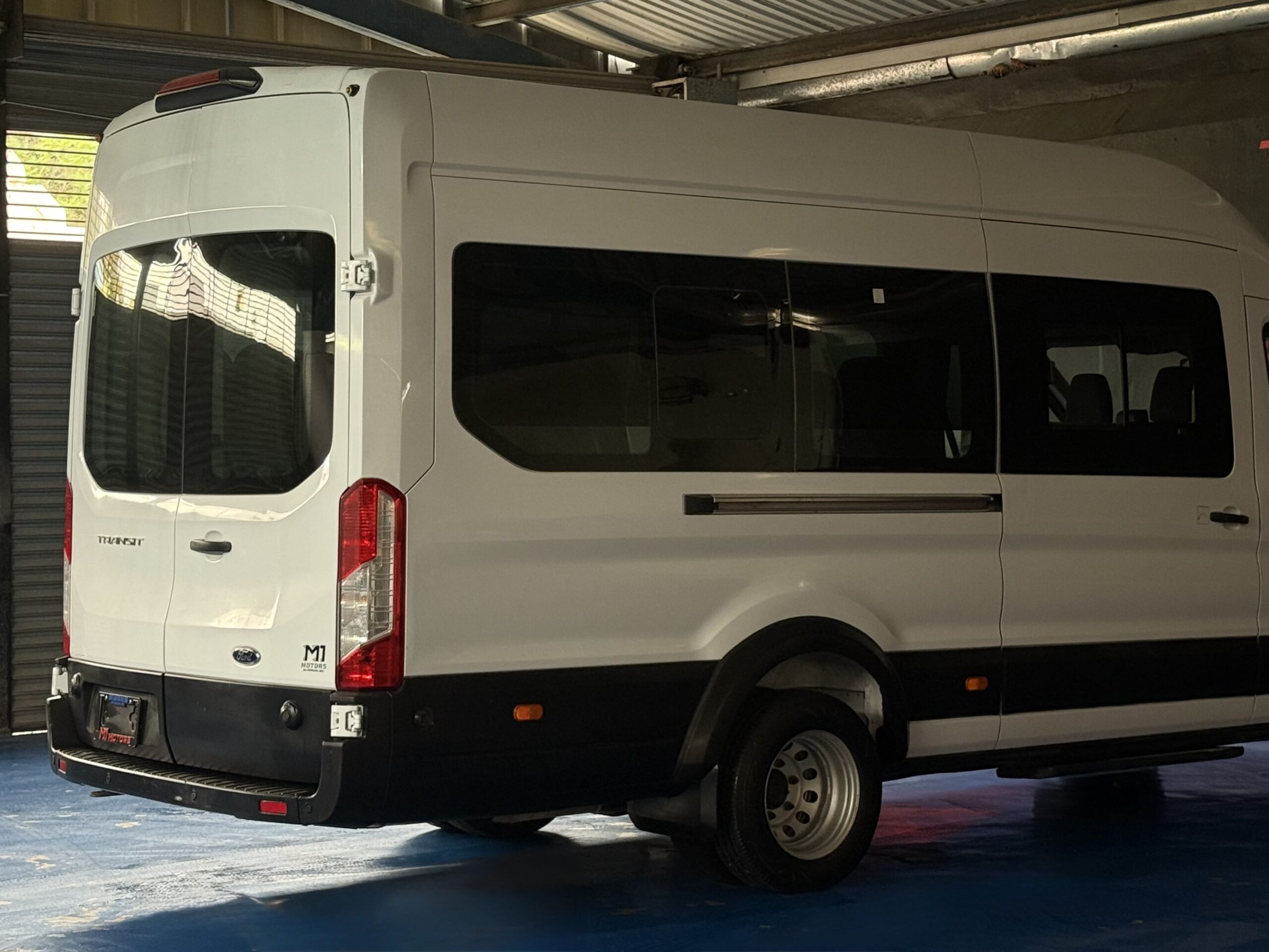 FORD TRANSIT 18 PASAJEROS DIESEL 2020