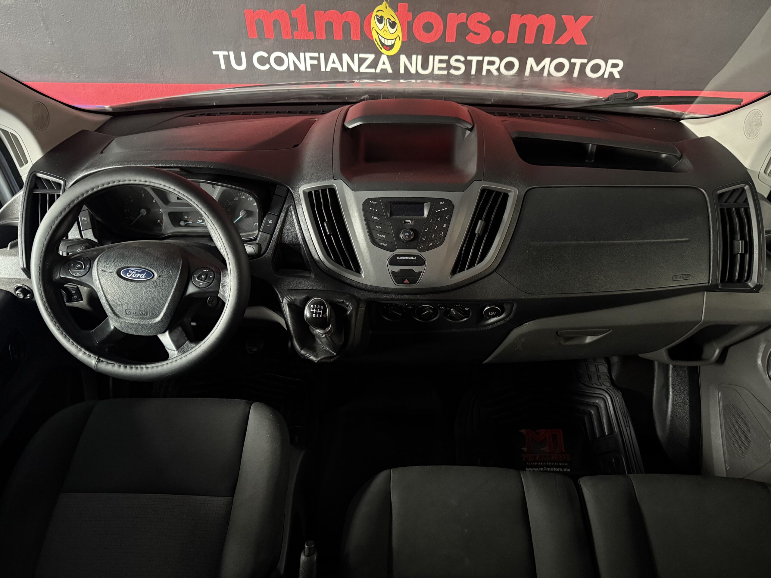 FORD TRANSIT 18 PASAJEROS DIESEL 2020