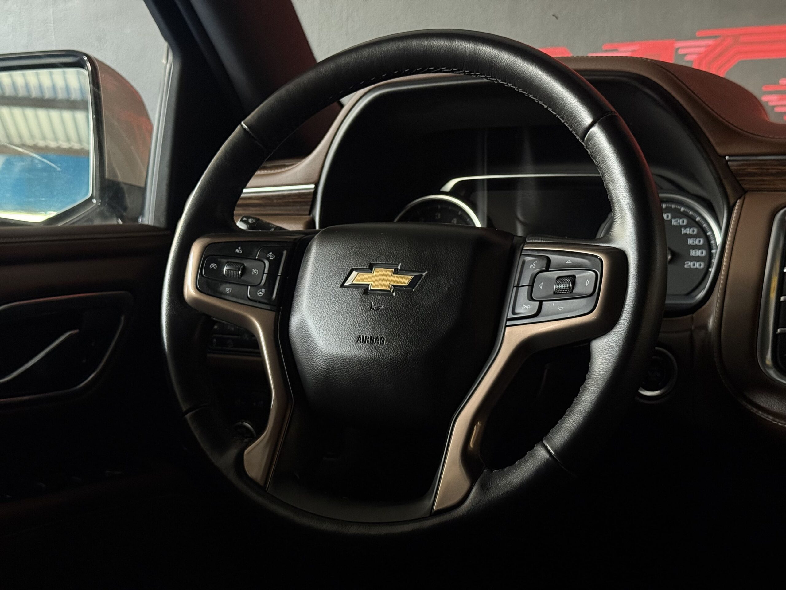 CHEVROLET SUBURBAN HIGH COUNTRY 2021