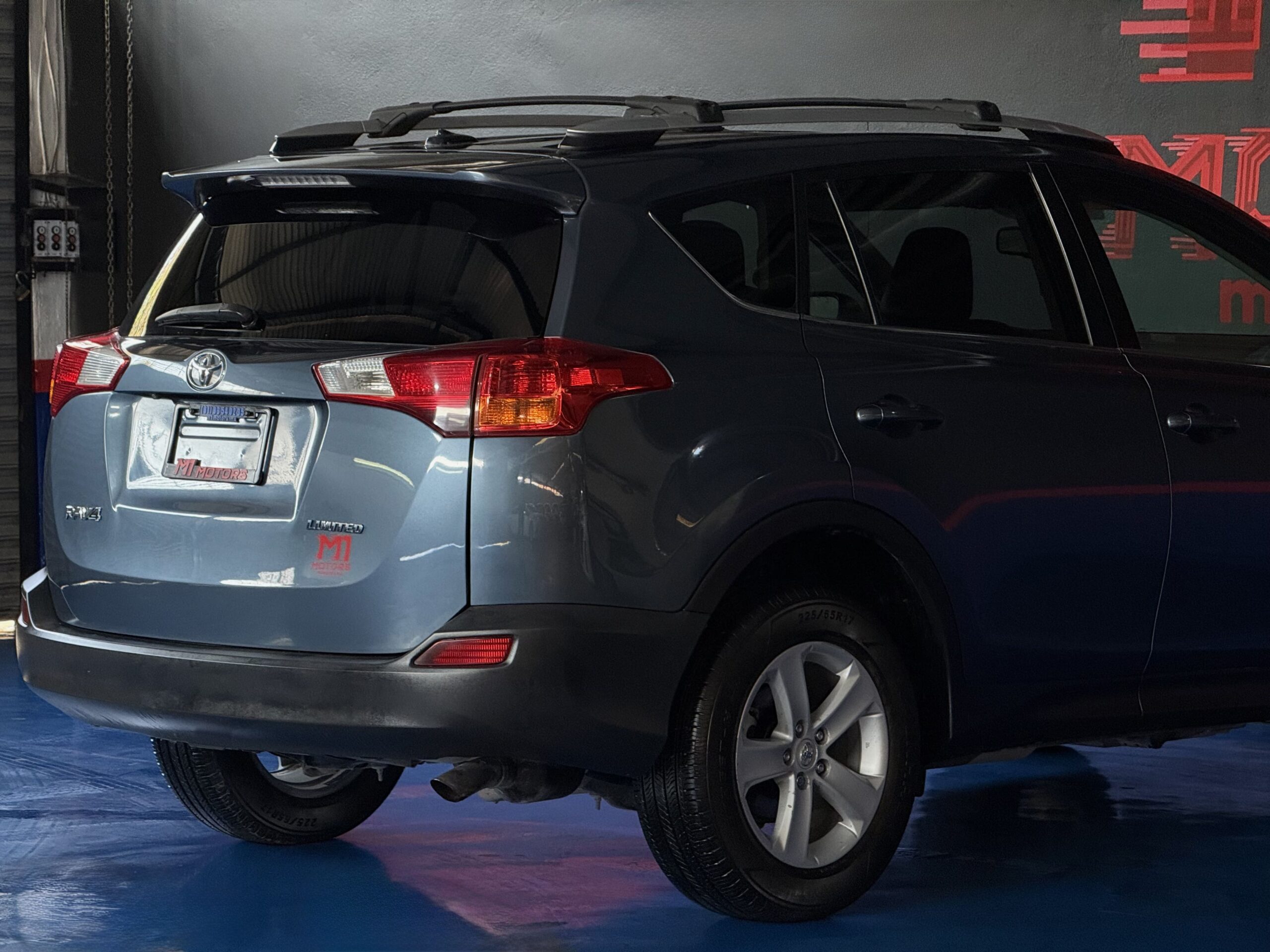 TOYOTA RAV 4 LIMITED 2013