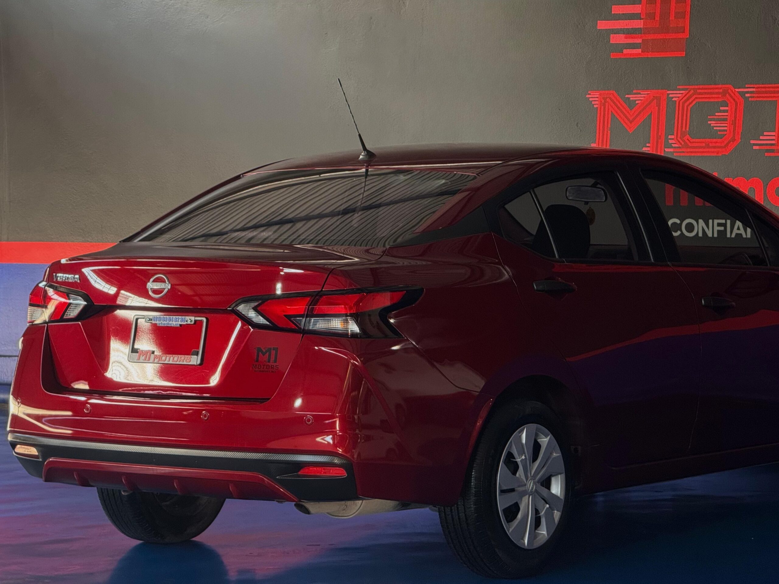 NISSAN VERSA SENSE CVT 2024