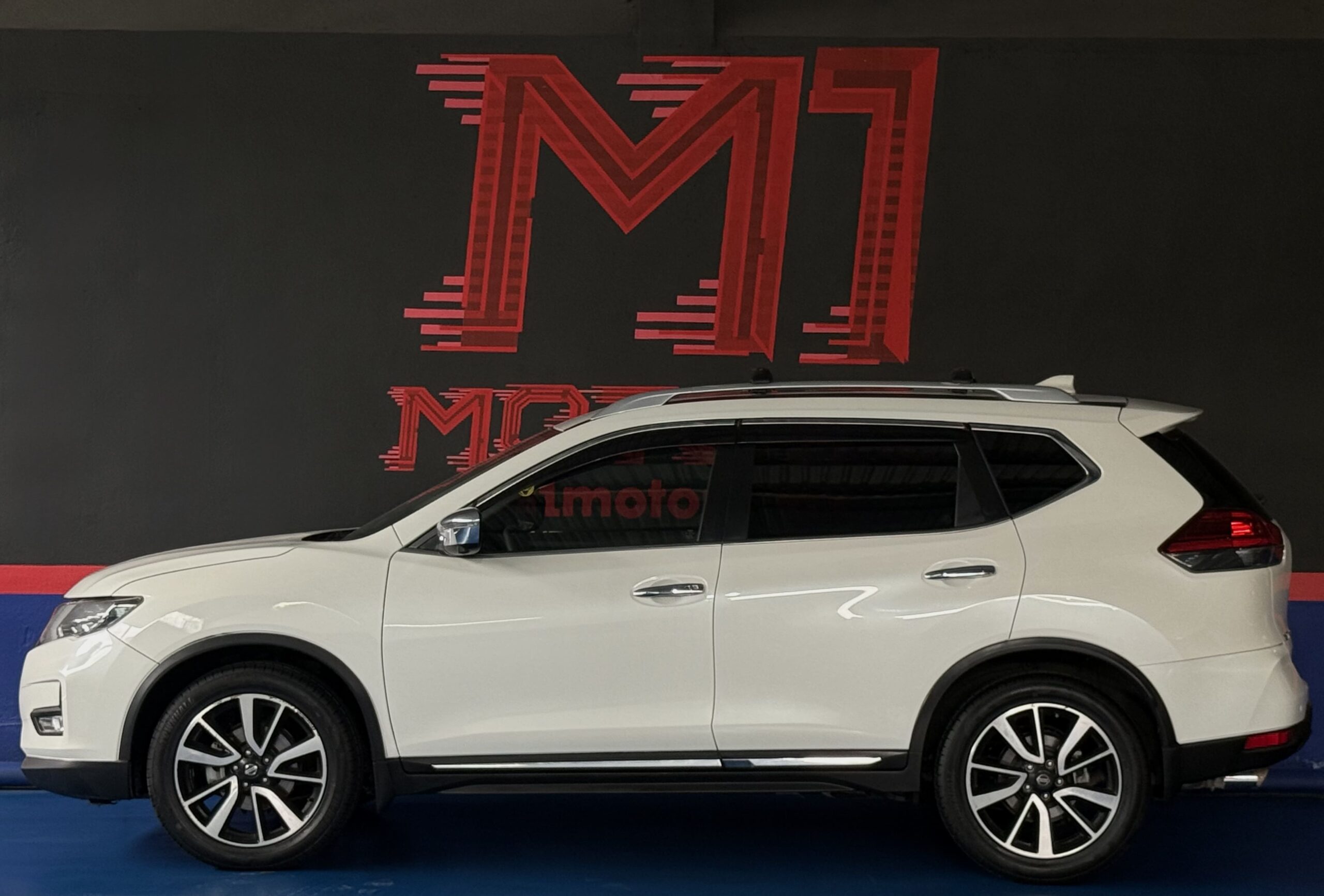 NISSAN X-TRAIL EXCLUSIVE CVT 2 ROW