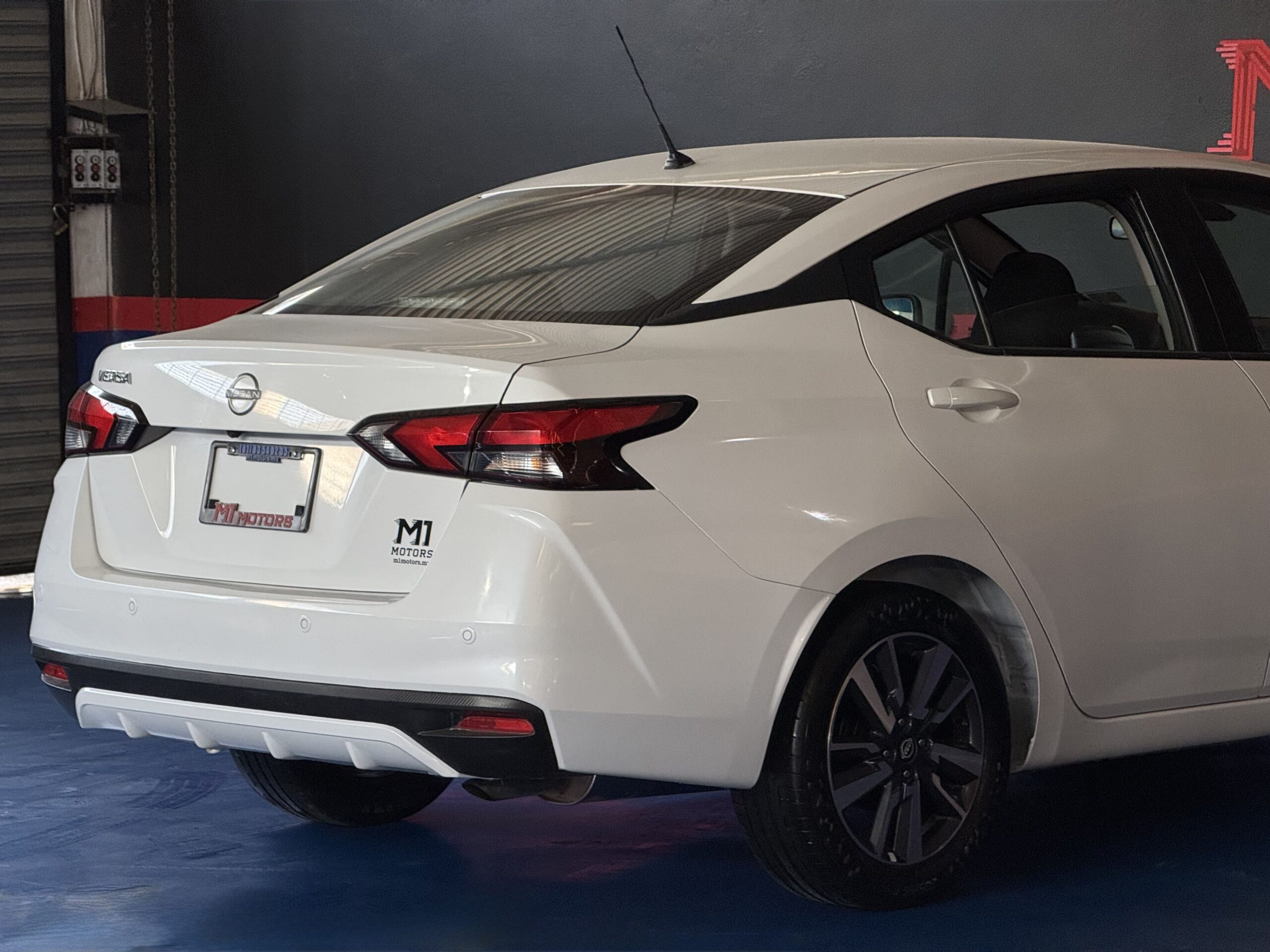 NISSAN VERSA ADVANCE TM 2023