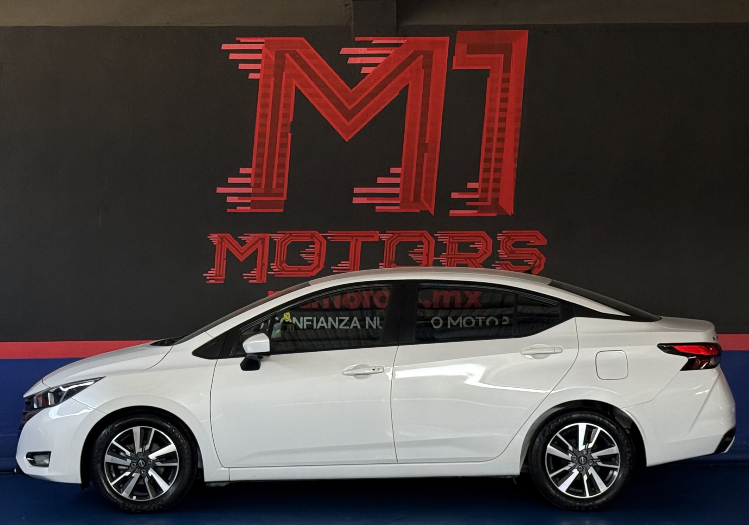 NISSAN VERSA ADVANCE TM 2023