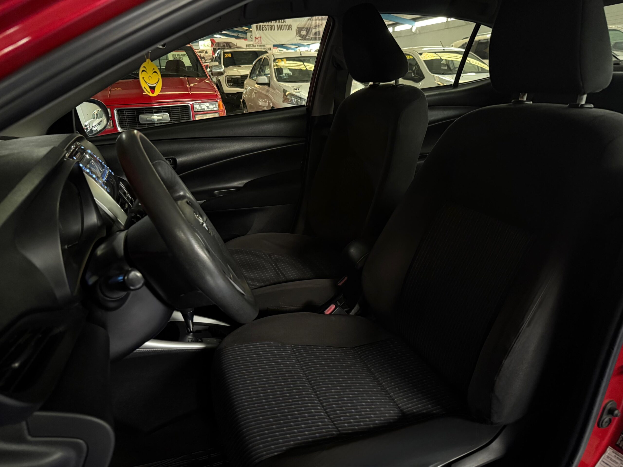 TOYOTA YARIS CORE CVT 2020