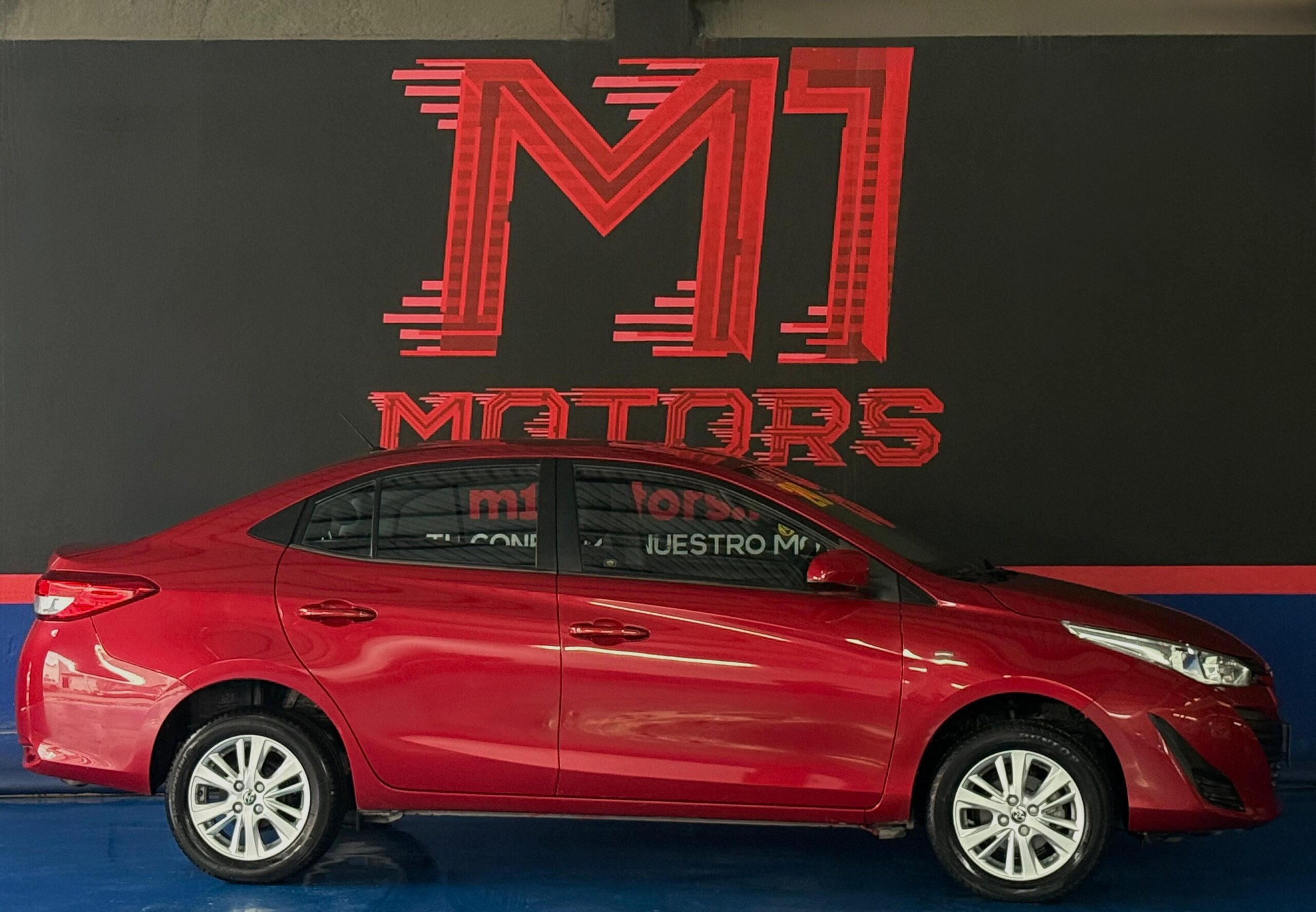 TOYOTA YARIS CORE CVT 2020