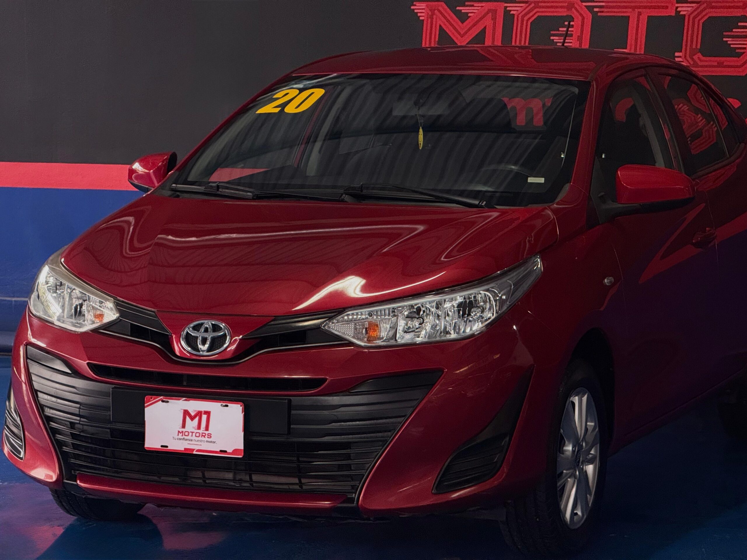 TOYOTA YARIS CORE CVT 2020