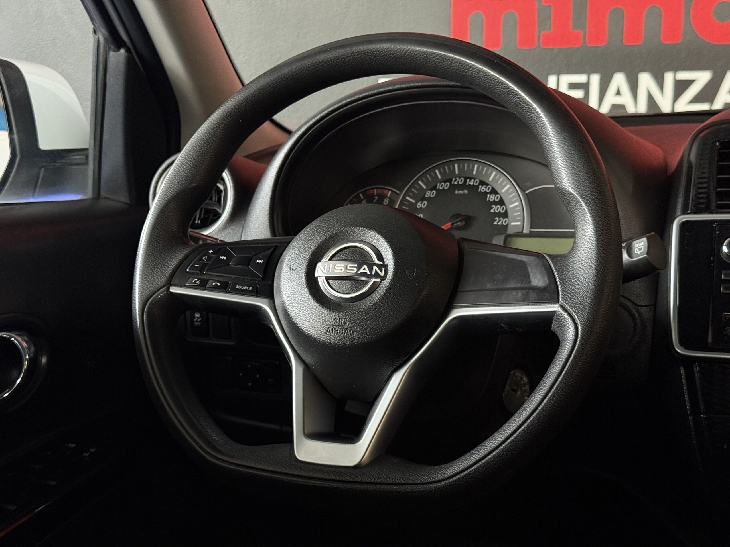 NISSAN MARCH ADVANCE BLANCO 2022