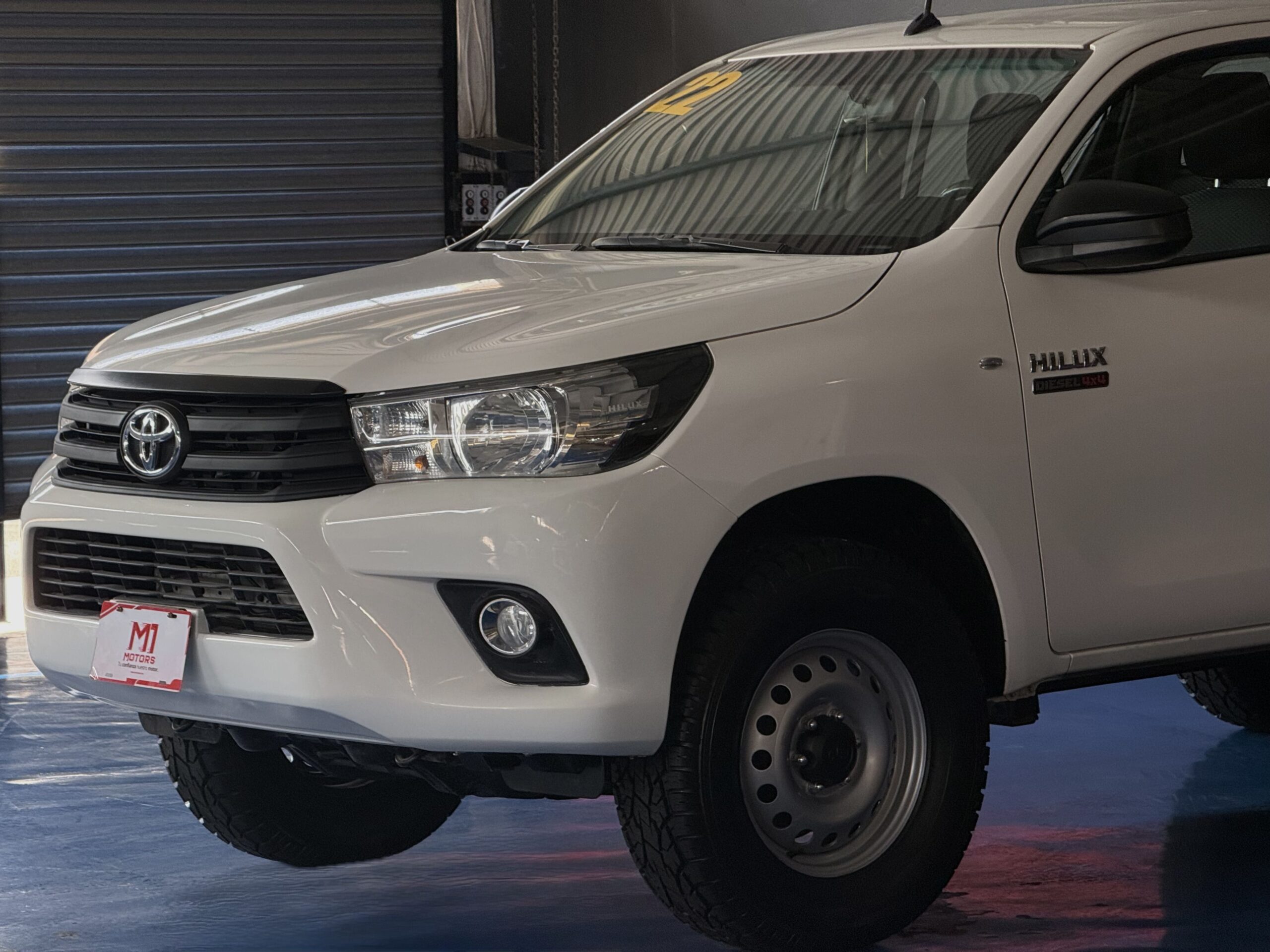 TOYOTA HILUX DIESEL 4X4 DOB CAB 2022