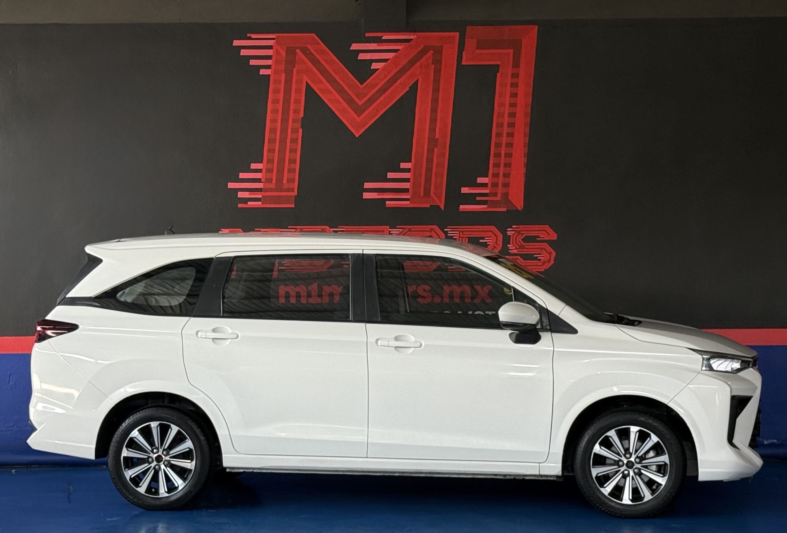 TOYOTA AVANZA XLE 2023