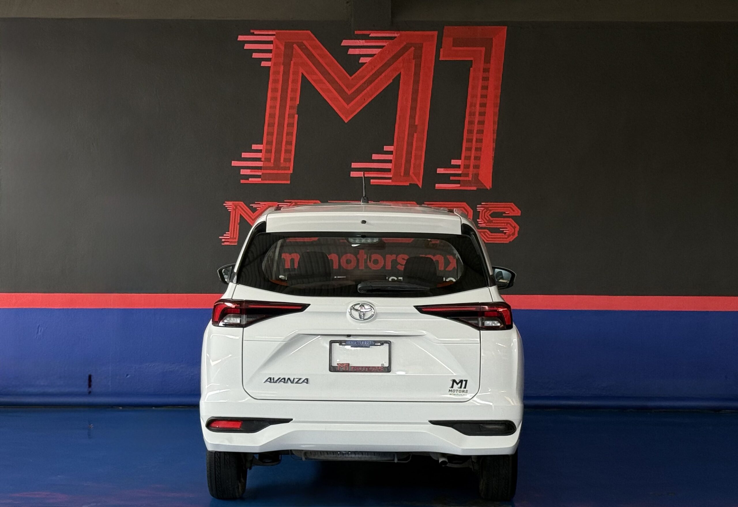 TOYOTA AVANZA XLE 2023