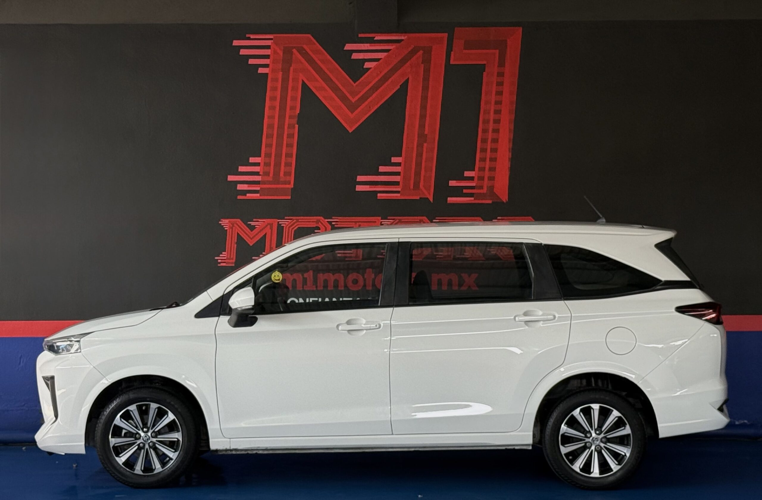 TOYOTA AVANZA XLE 2023