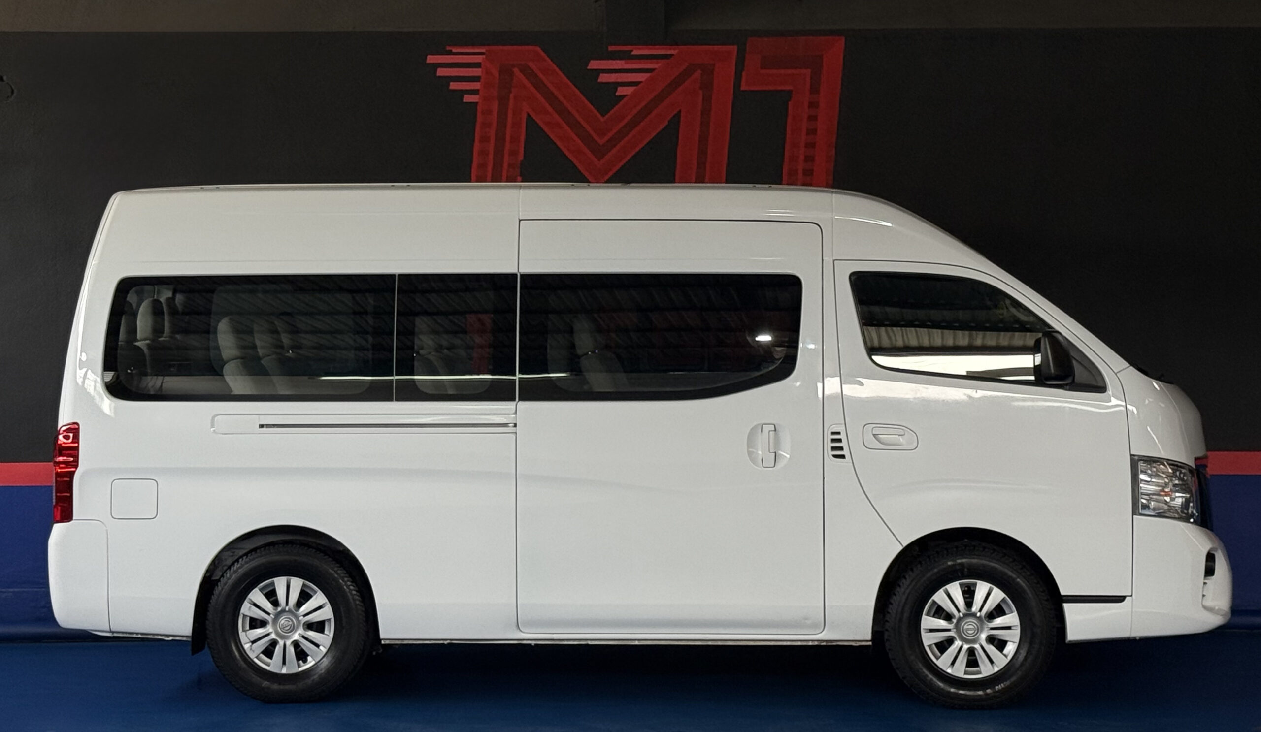 NV350 URVAN 15 PAS AMPLIA TM 2022