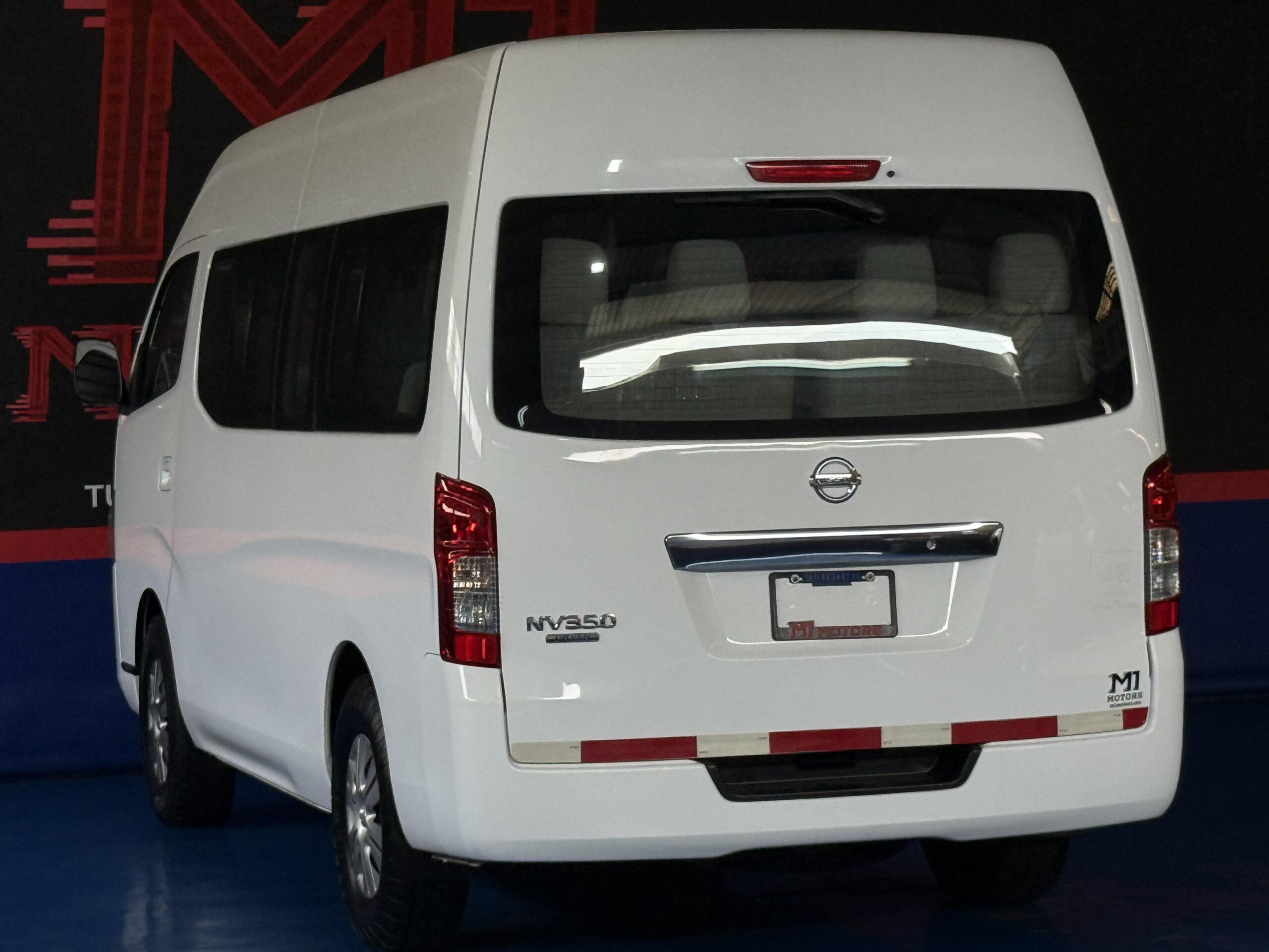 NV350 URVAN 15 PAS AMPLIA TM 2022