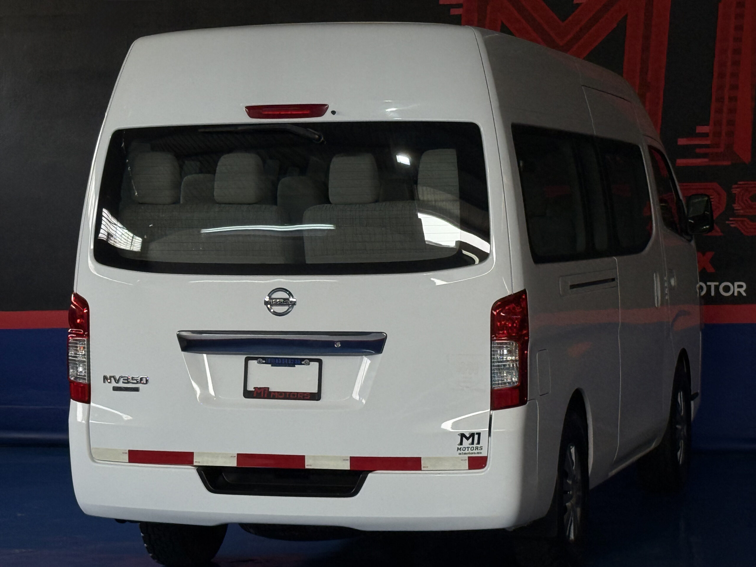 NV350 URVAN 15 PAS AMPLIA TM 2022