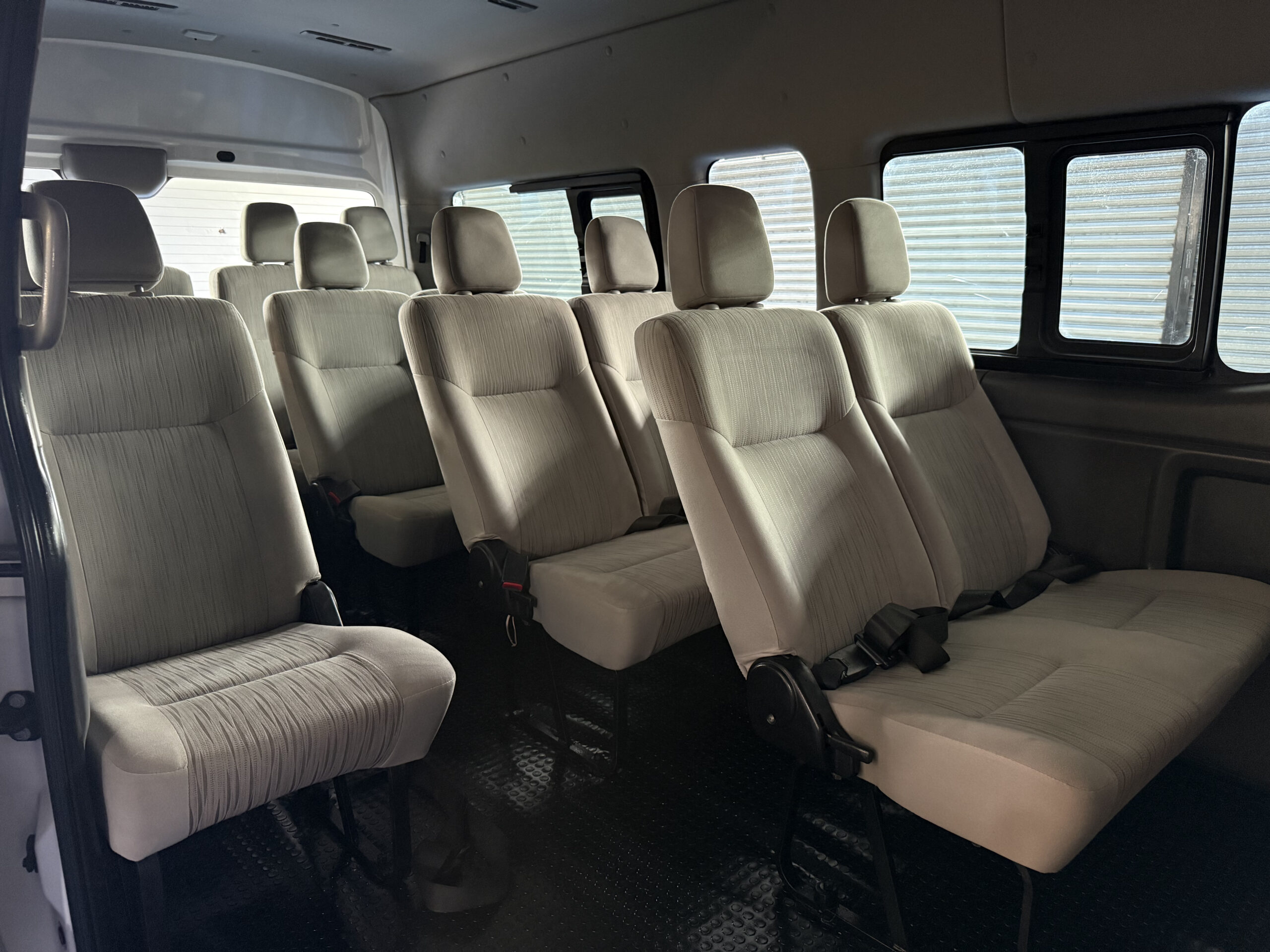 NV350 URVAN 15 PAS AMPLIA TM 2022