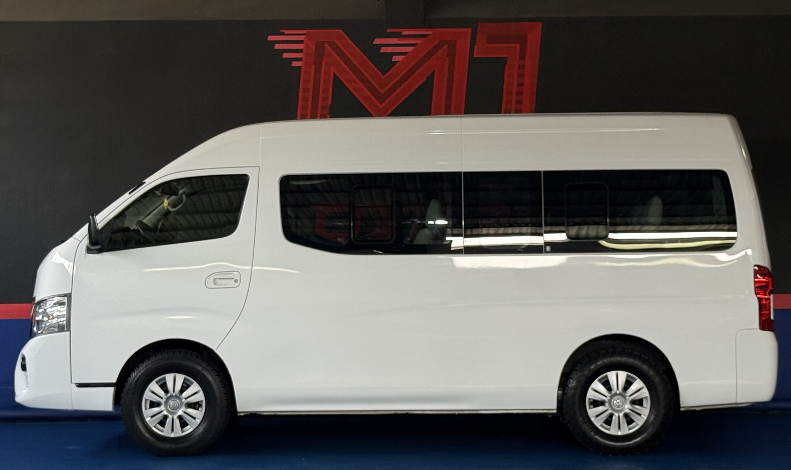 NV350 URVAN 15 PAS AMPLIA TM 2022