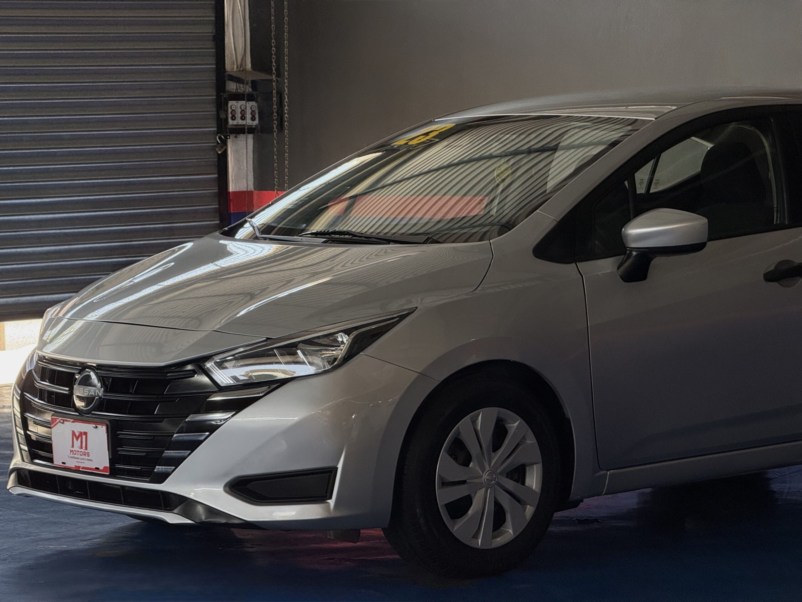 NISSAN VERSA SENSE CVT 2023