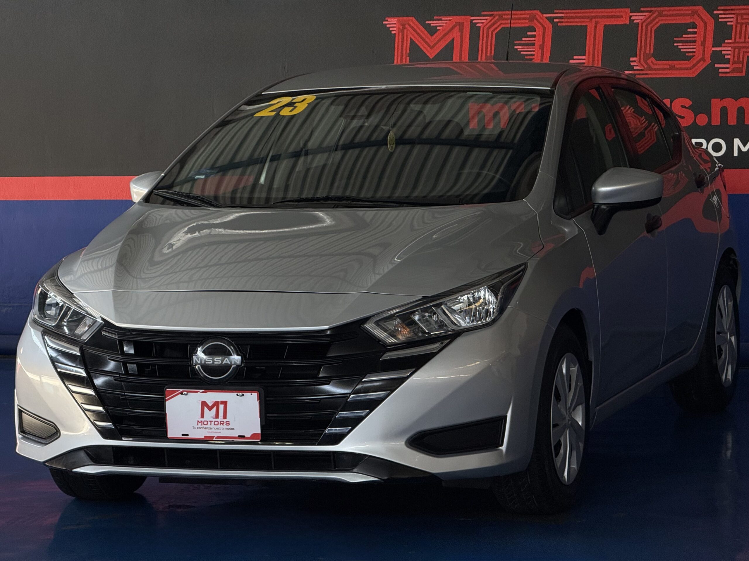 NISSAN VERSA SENSE CVT 2023