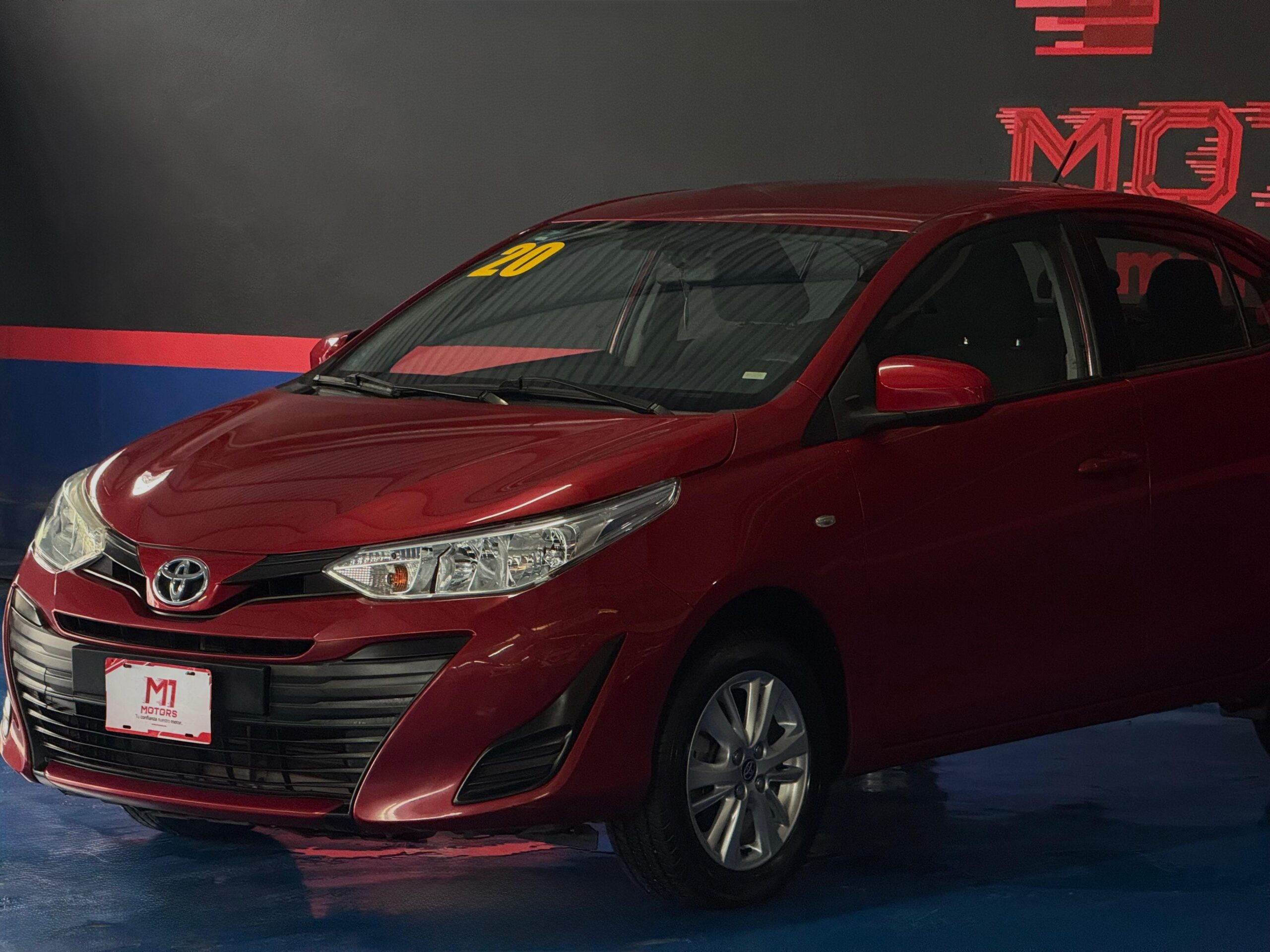 TOYOTA YARIS CORE CVT 2020