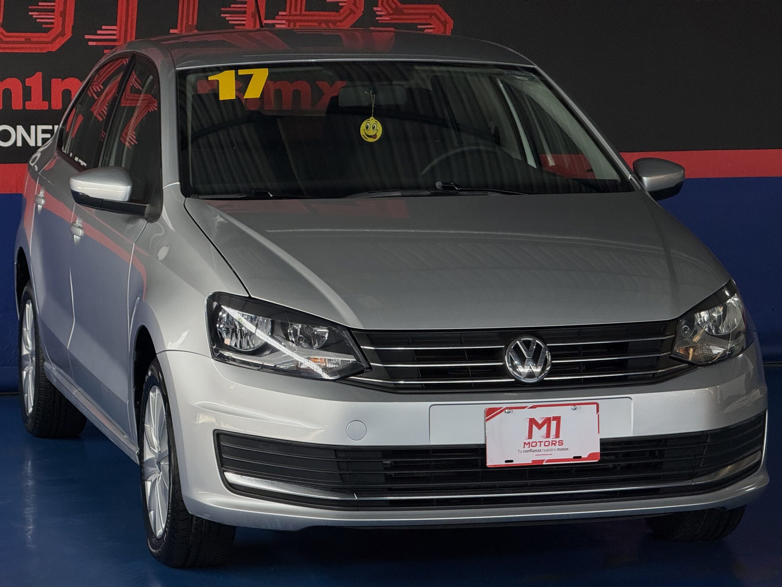 VOLKSWAGEN VENTO COMFORTLINE 2017