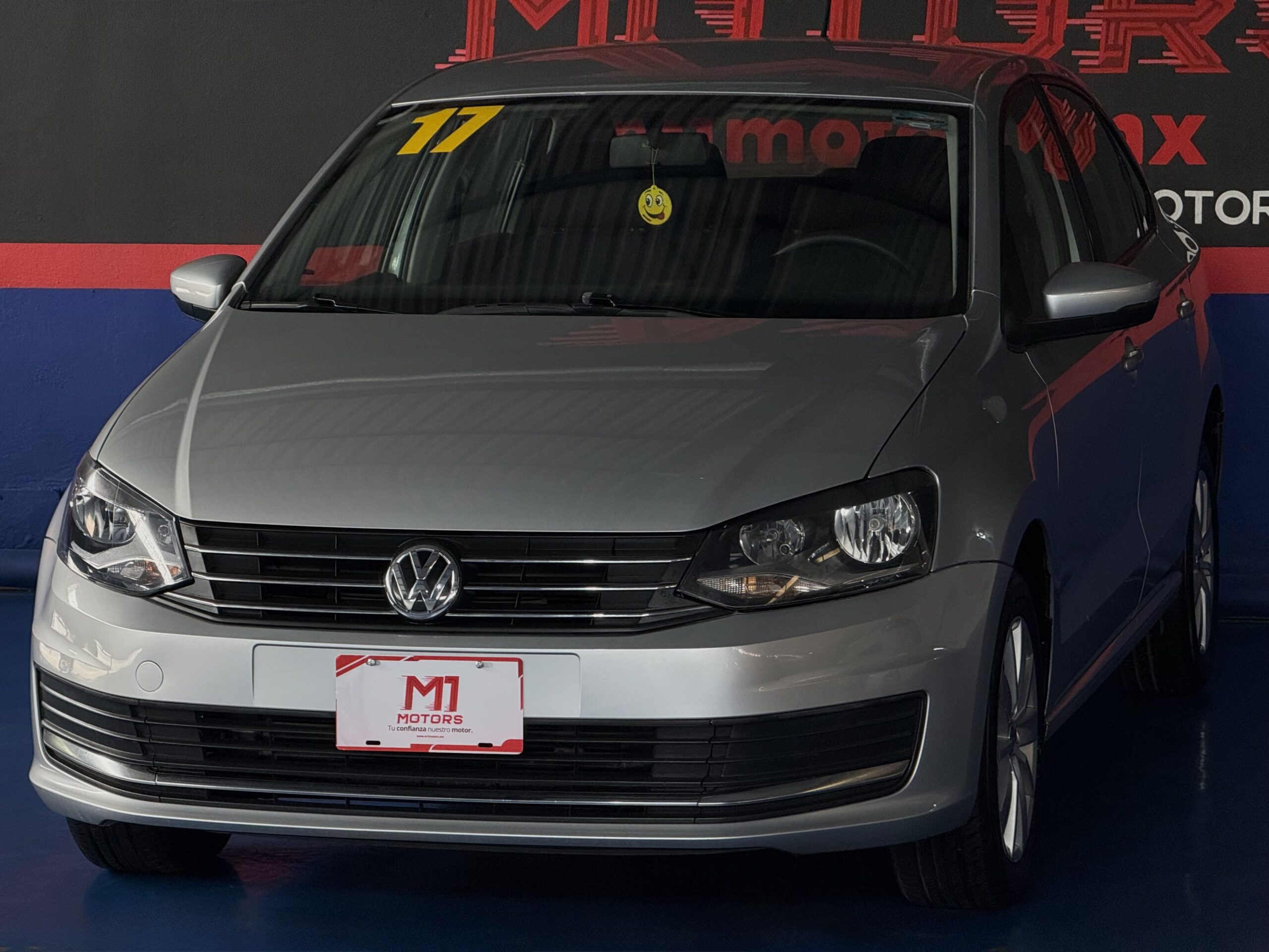 VOLKSWAGEN VENTO COMFORTLINE 2017