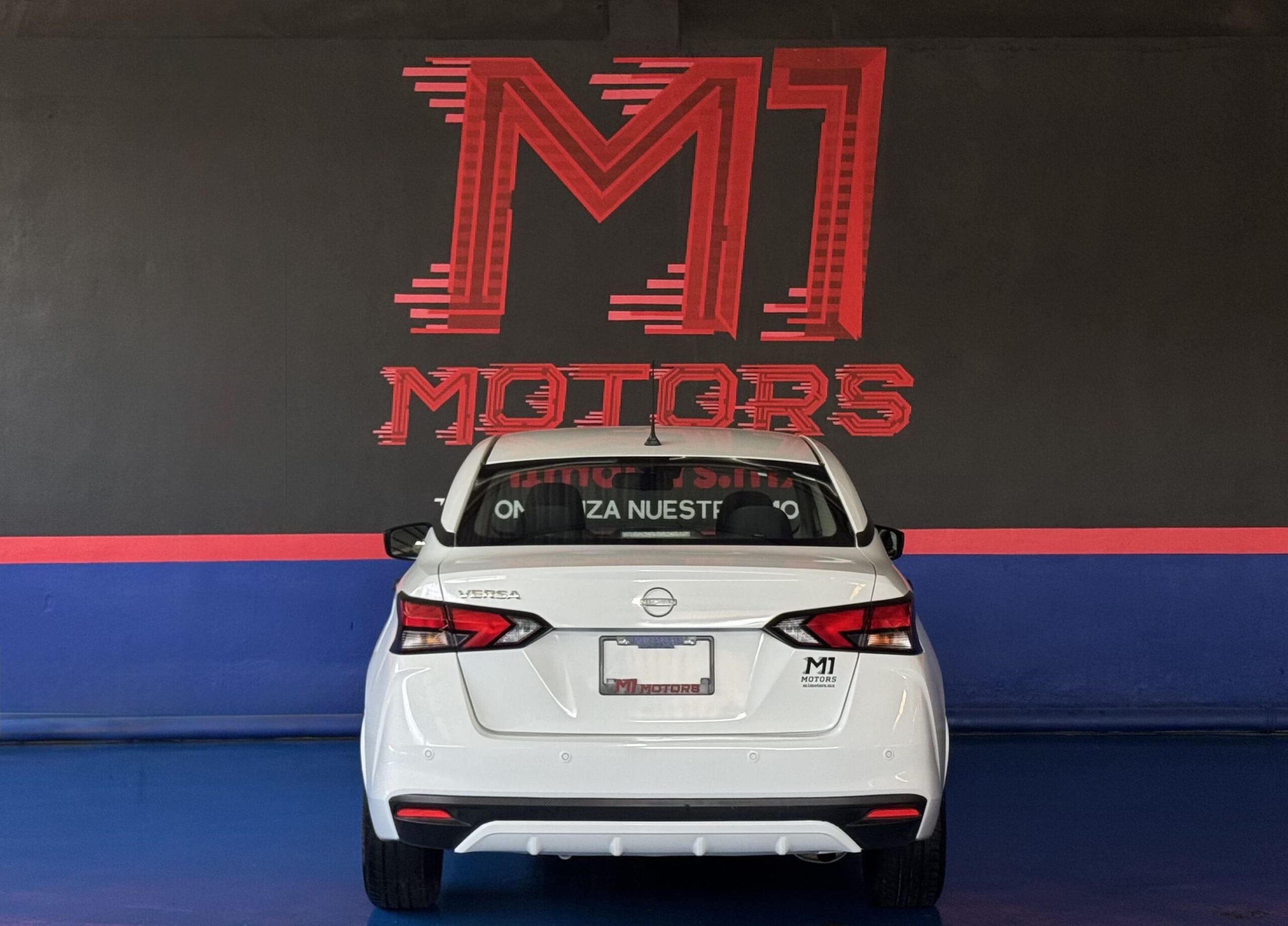 NISSAN VERSA SENSE CVT 2023