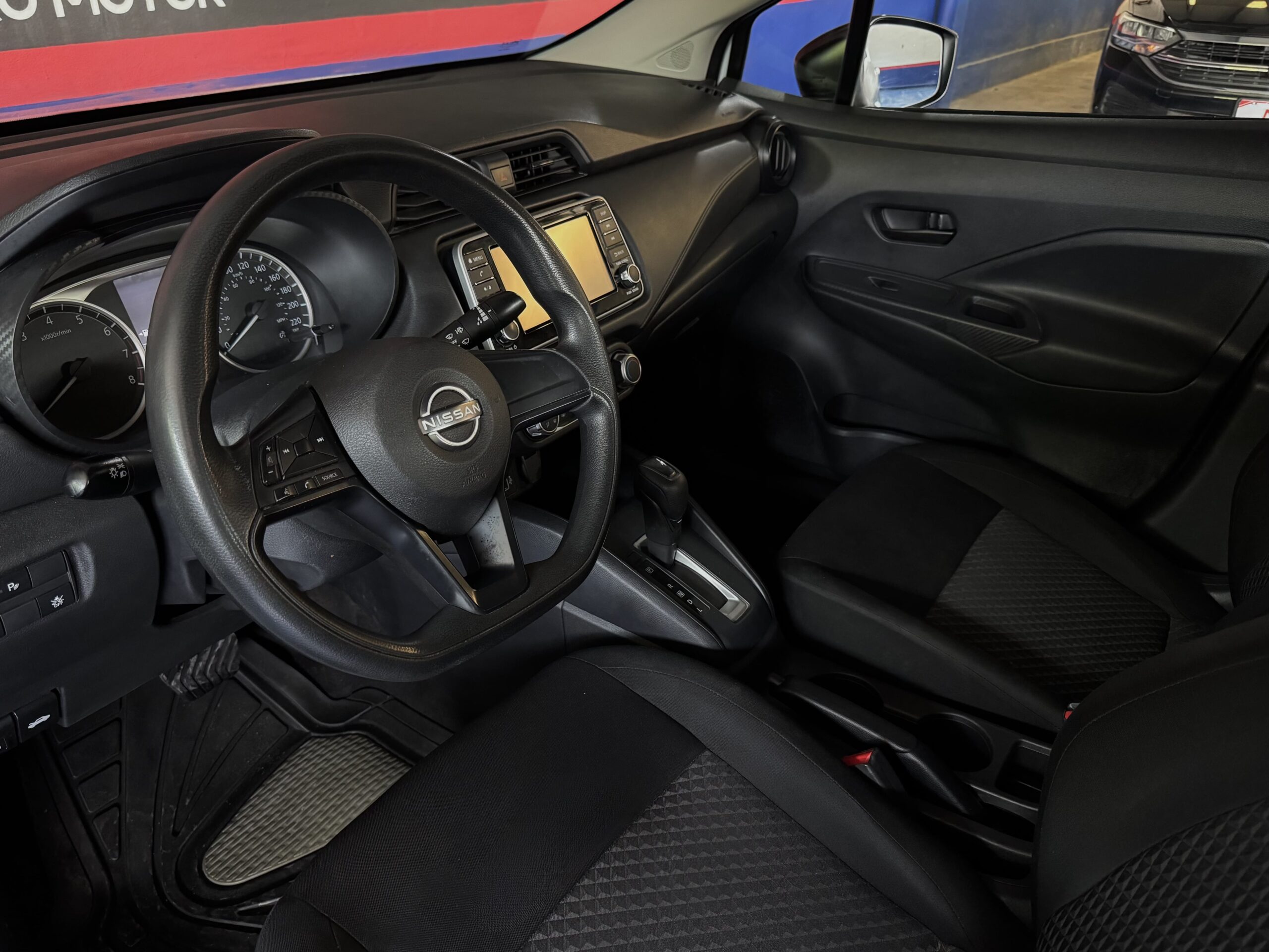 NISSAN VERSA SENSE CVT 2023