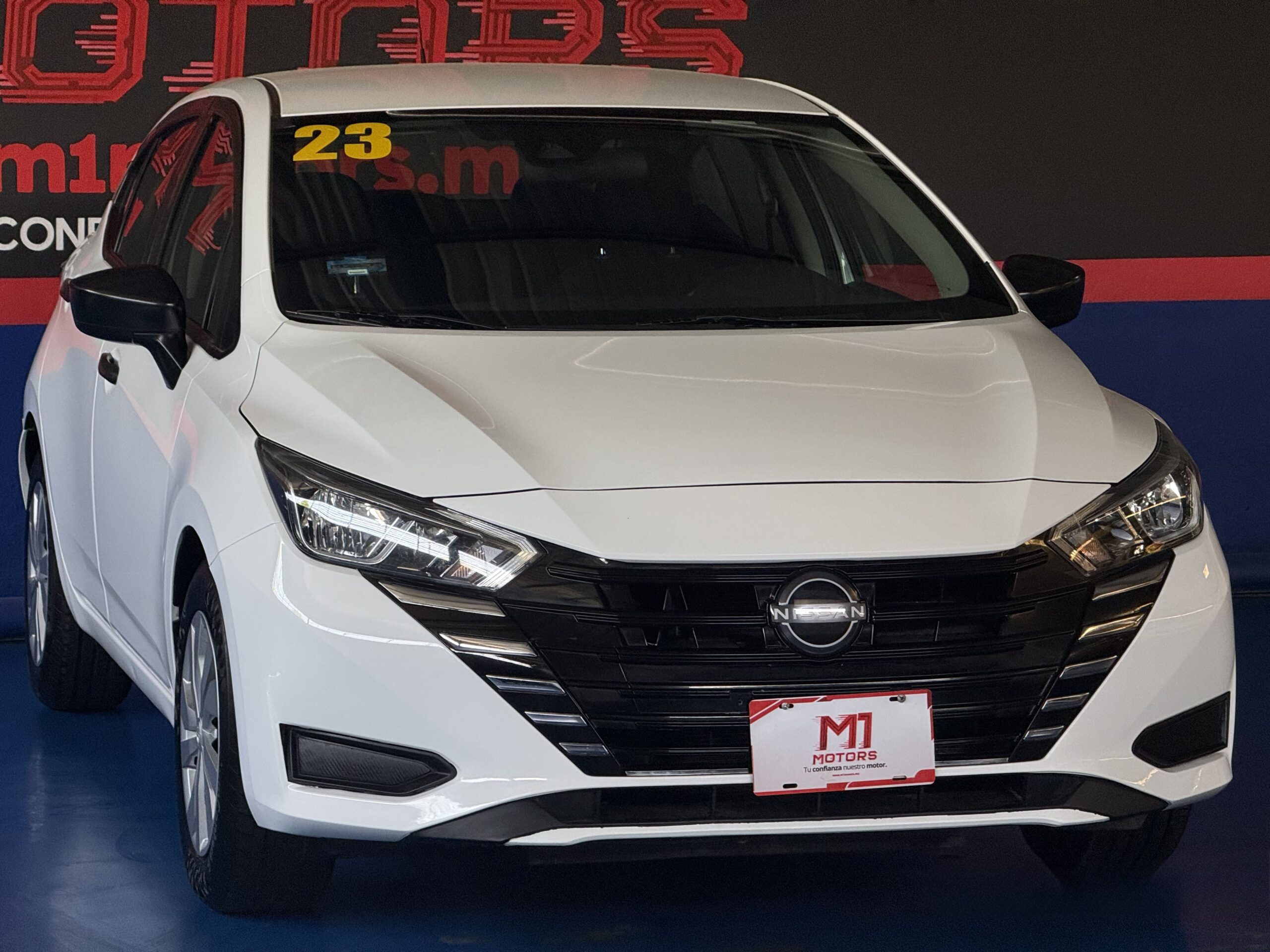 NISSAN VERSA SENSE CVT 2023